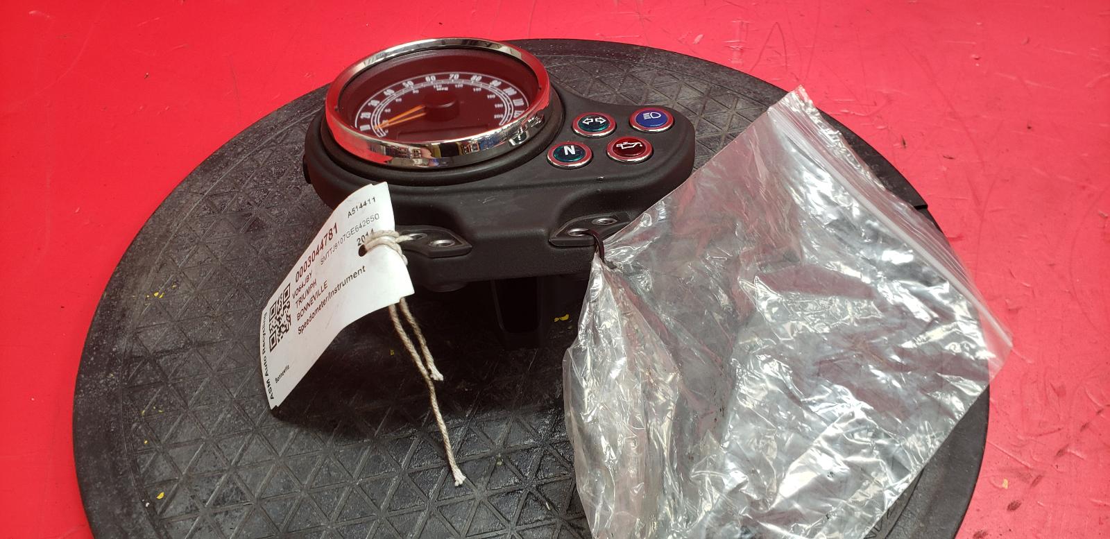 Speedometer Bonneville Triumph 2014 