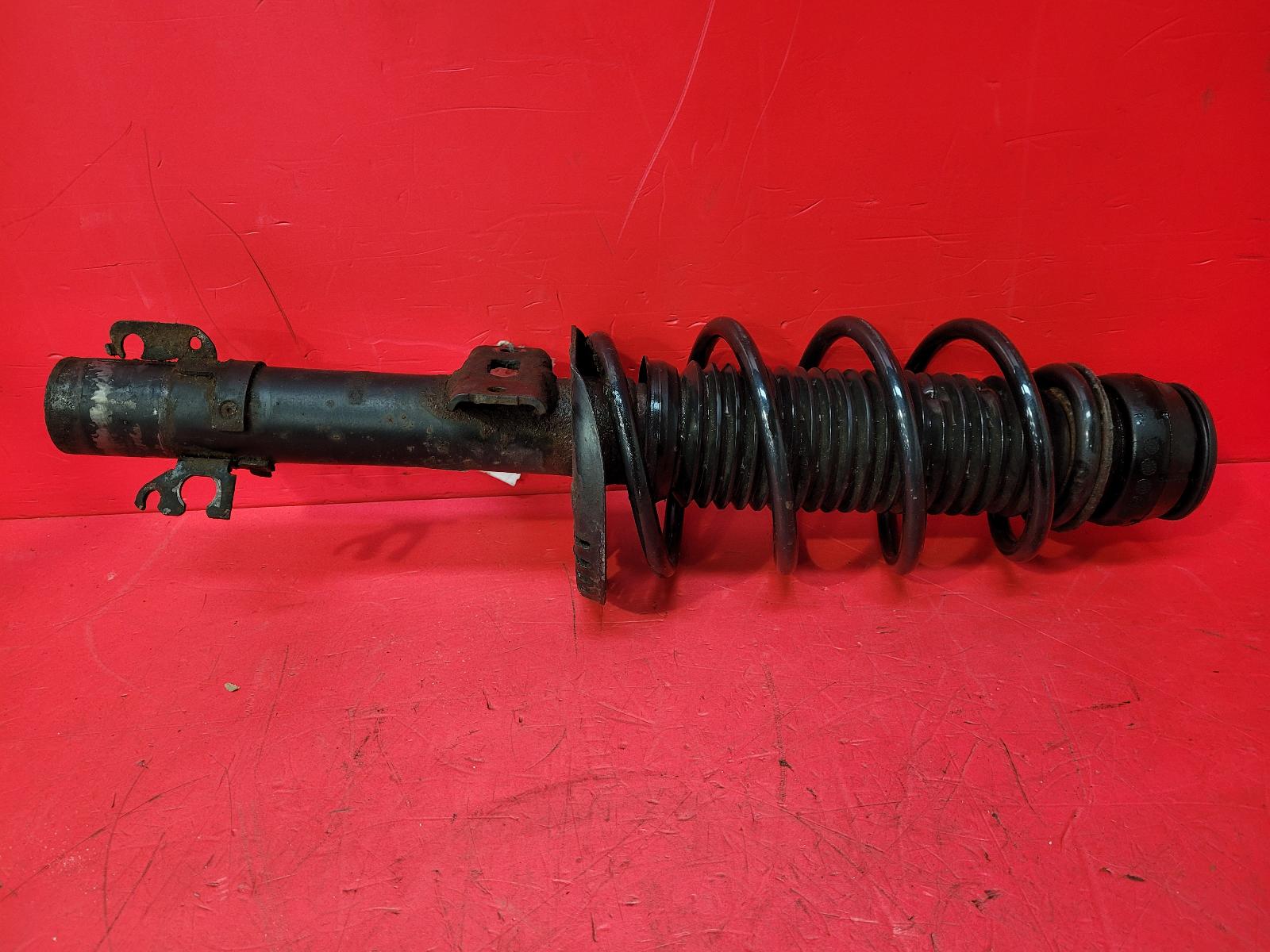 RF Strut Polo Volkswagen 2012 