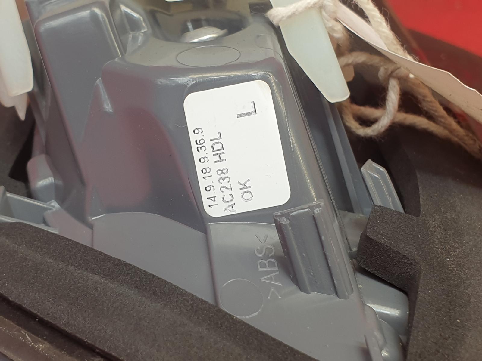 L Taillight E Class Mercedes 2018 