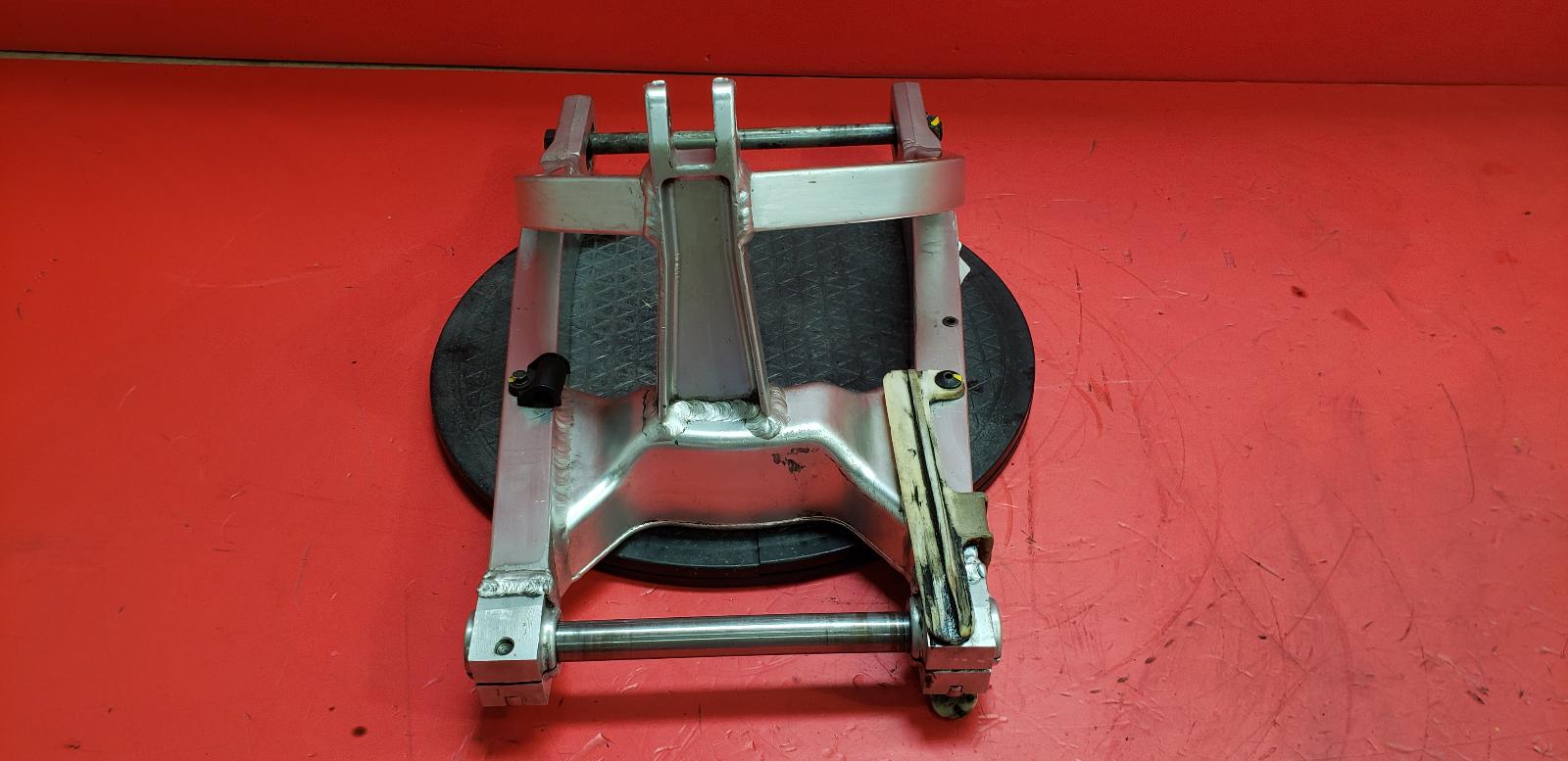 Swing Arm 900 Ss Ducati 1993 