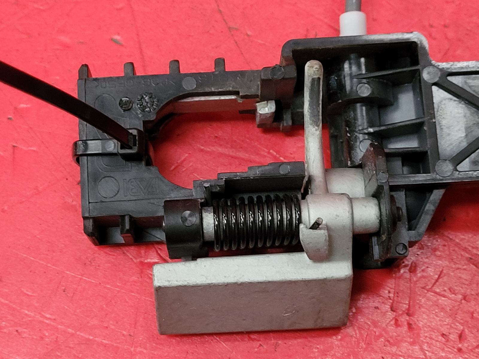 Door Lock Assembly Qashqai Nissan 2011