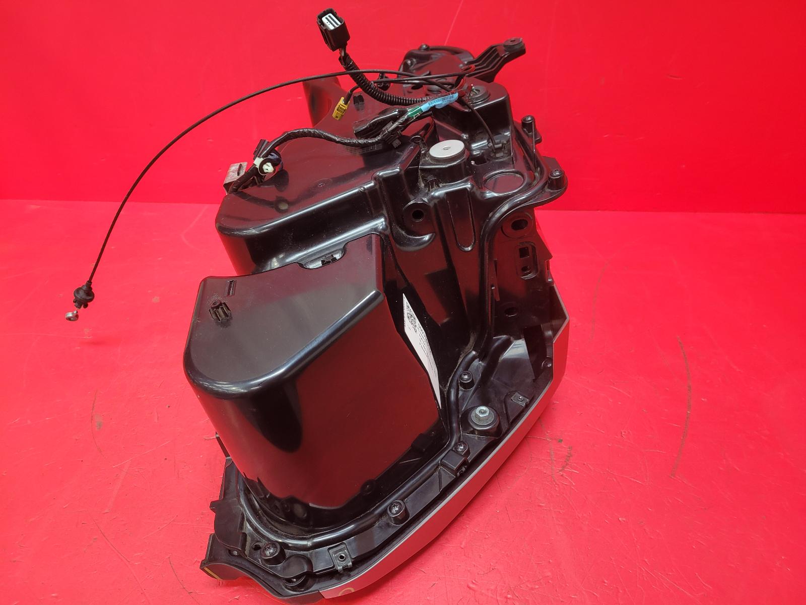 View Auto part PANNIER Honda Gl1800 Goldwing 2019