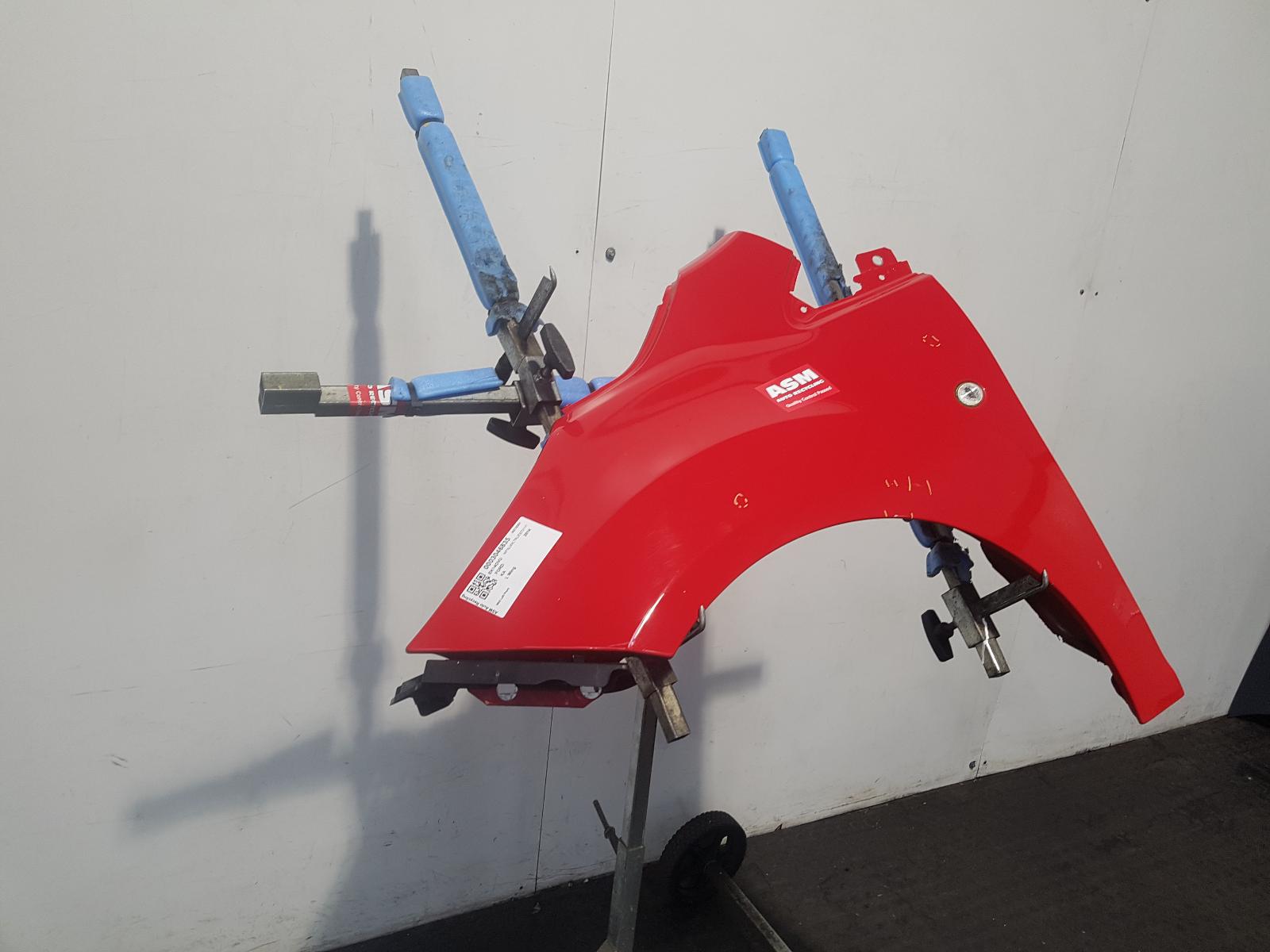 L Wing Ka Ford 2014