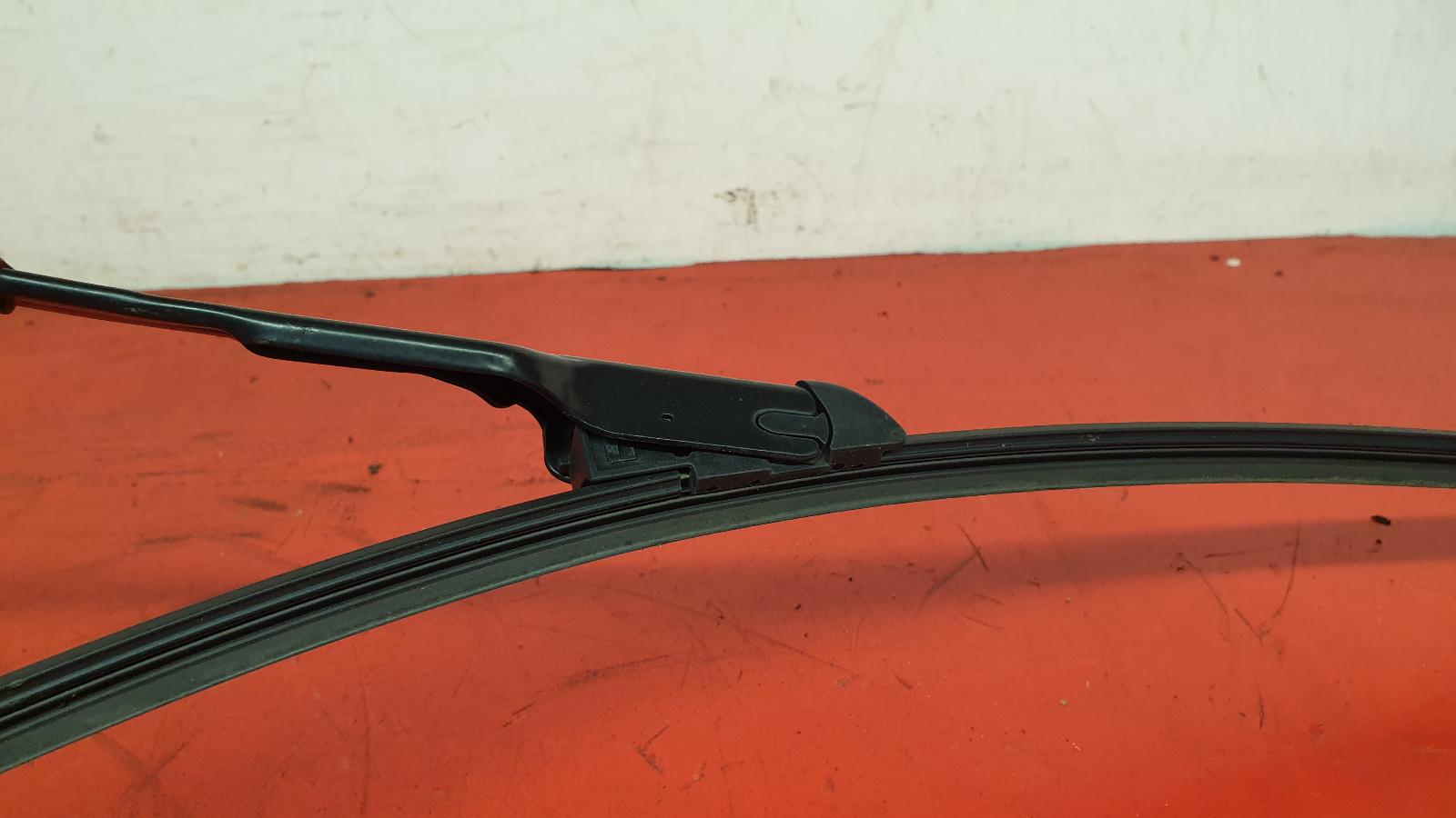 View Auto part Wiper Arm Bmw X3 2021