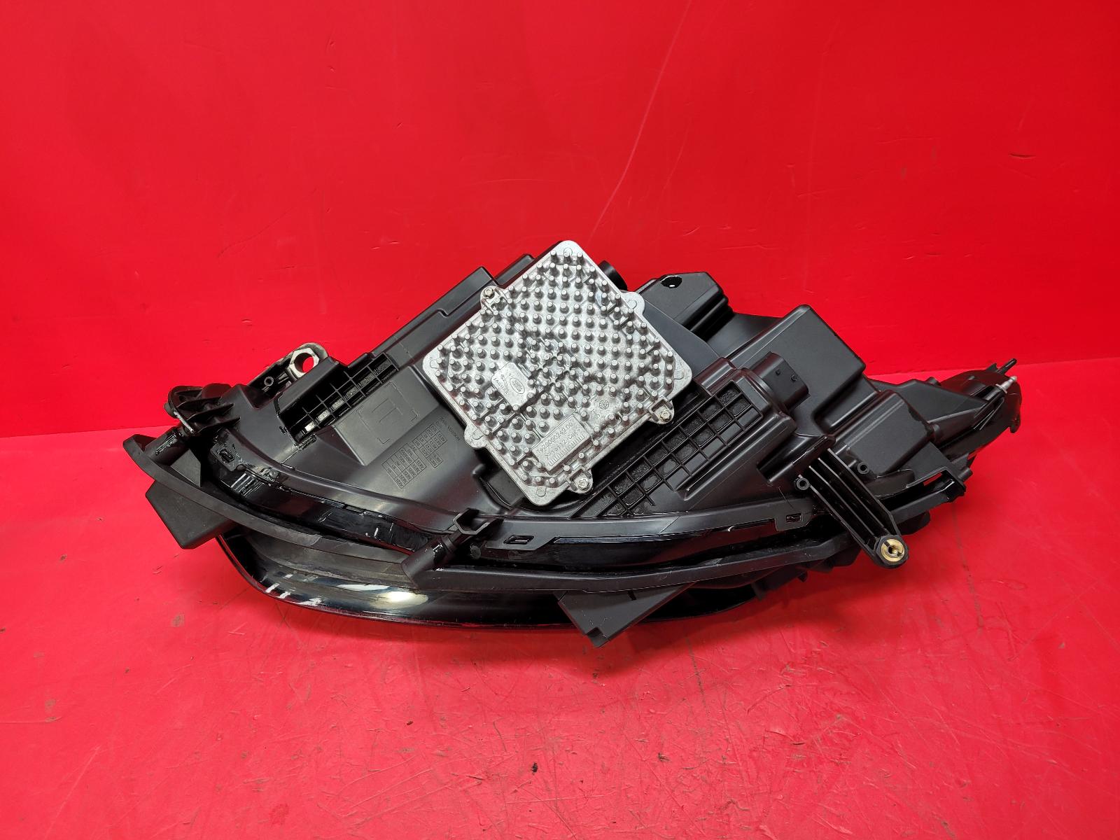 R Headlamp Discovery Sport Land Rover 2020