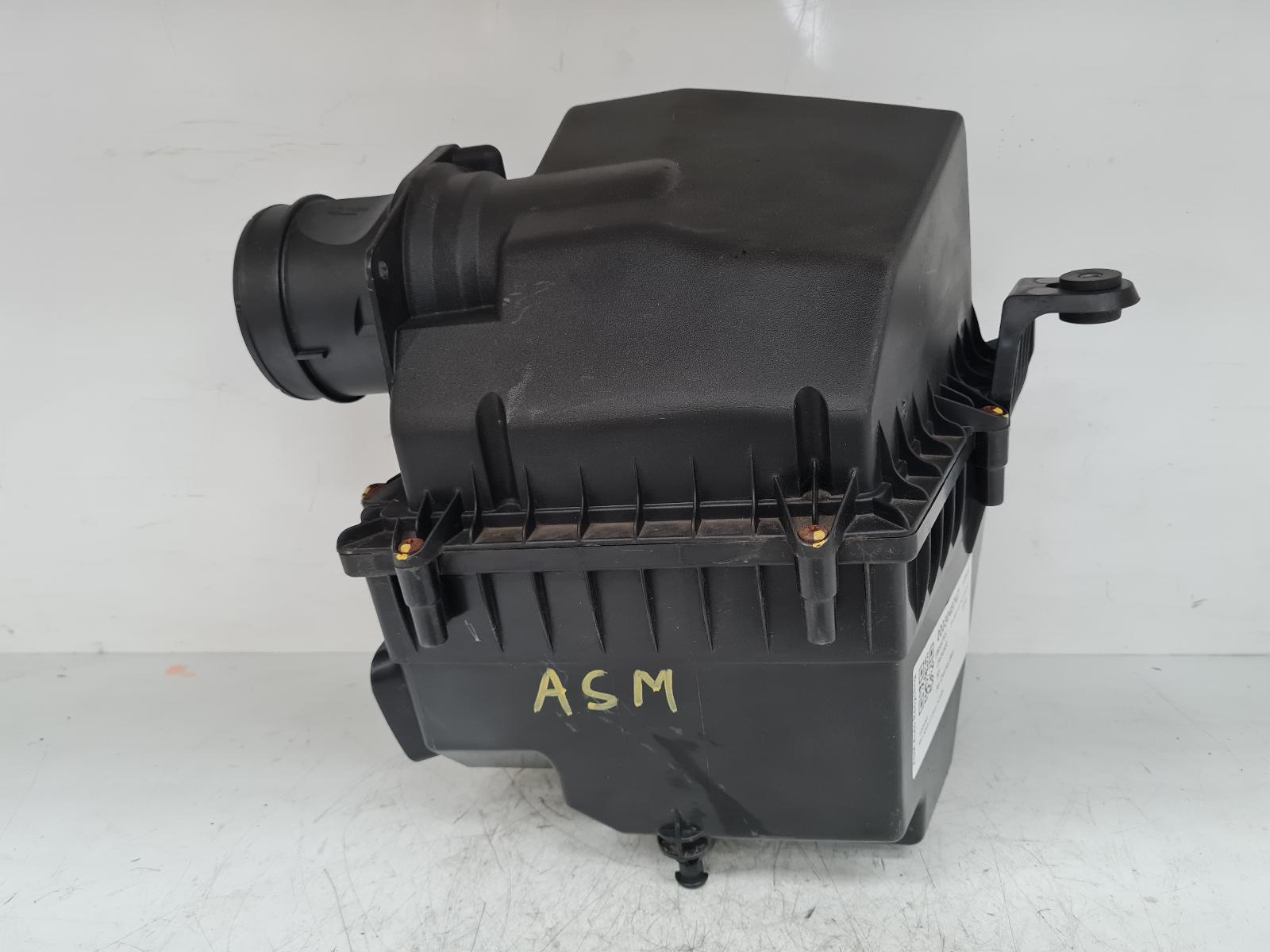 View Auto part Air Cleaner/Box Jaguar Xf 2019