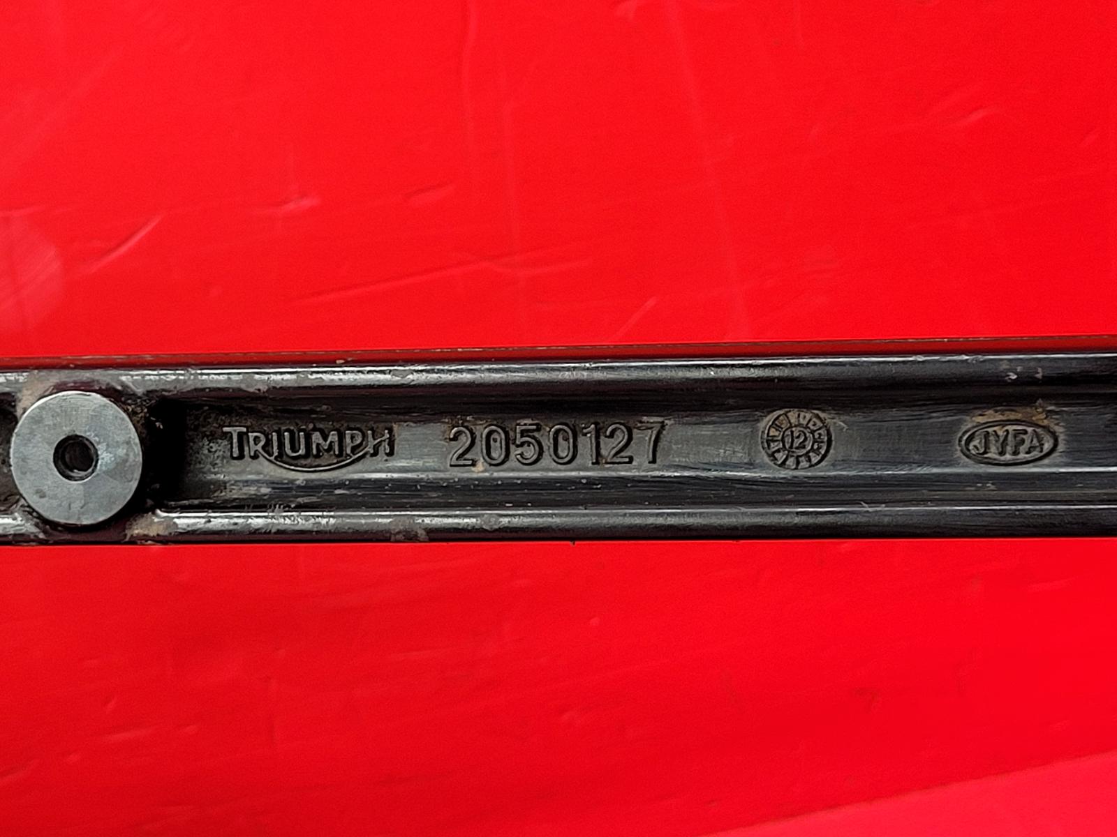 Swing Arm Trophy Triumph 2014