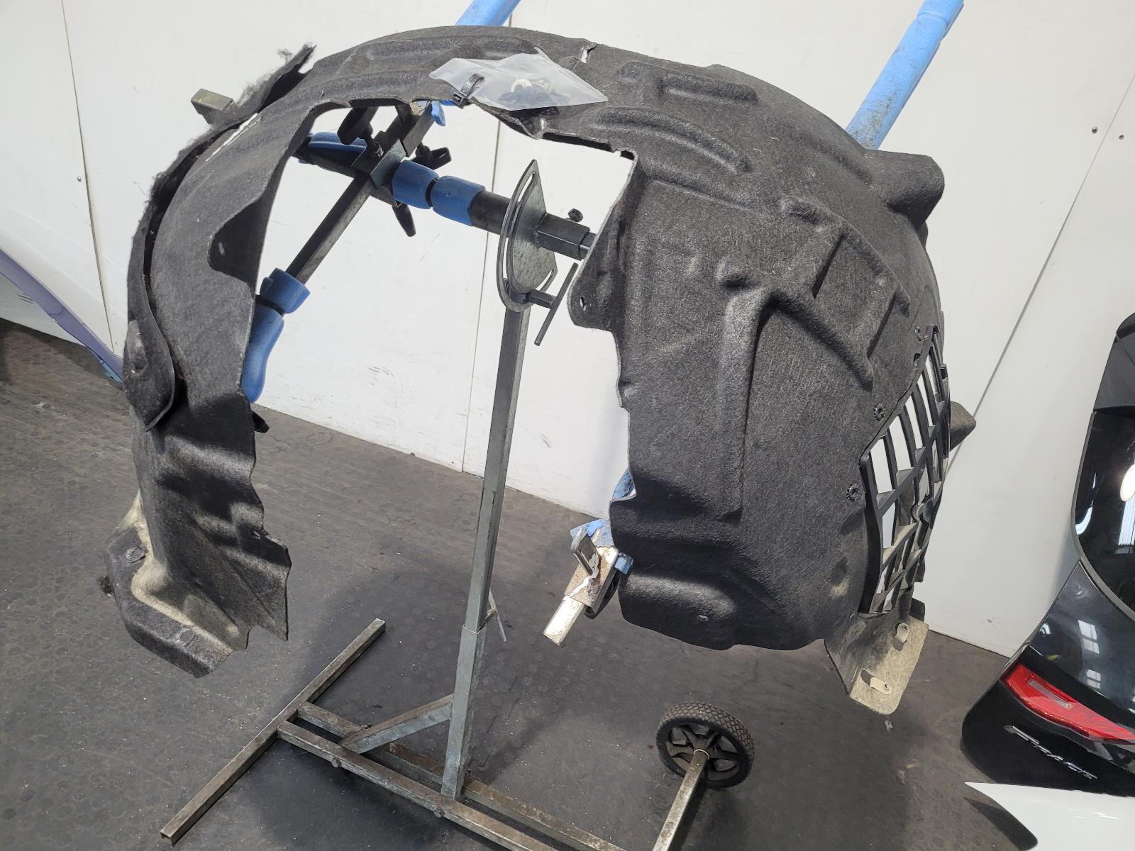 Inner Wing/Liner F-pace Jaguar 2024