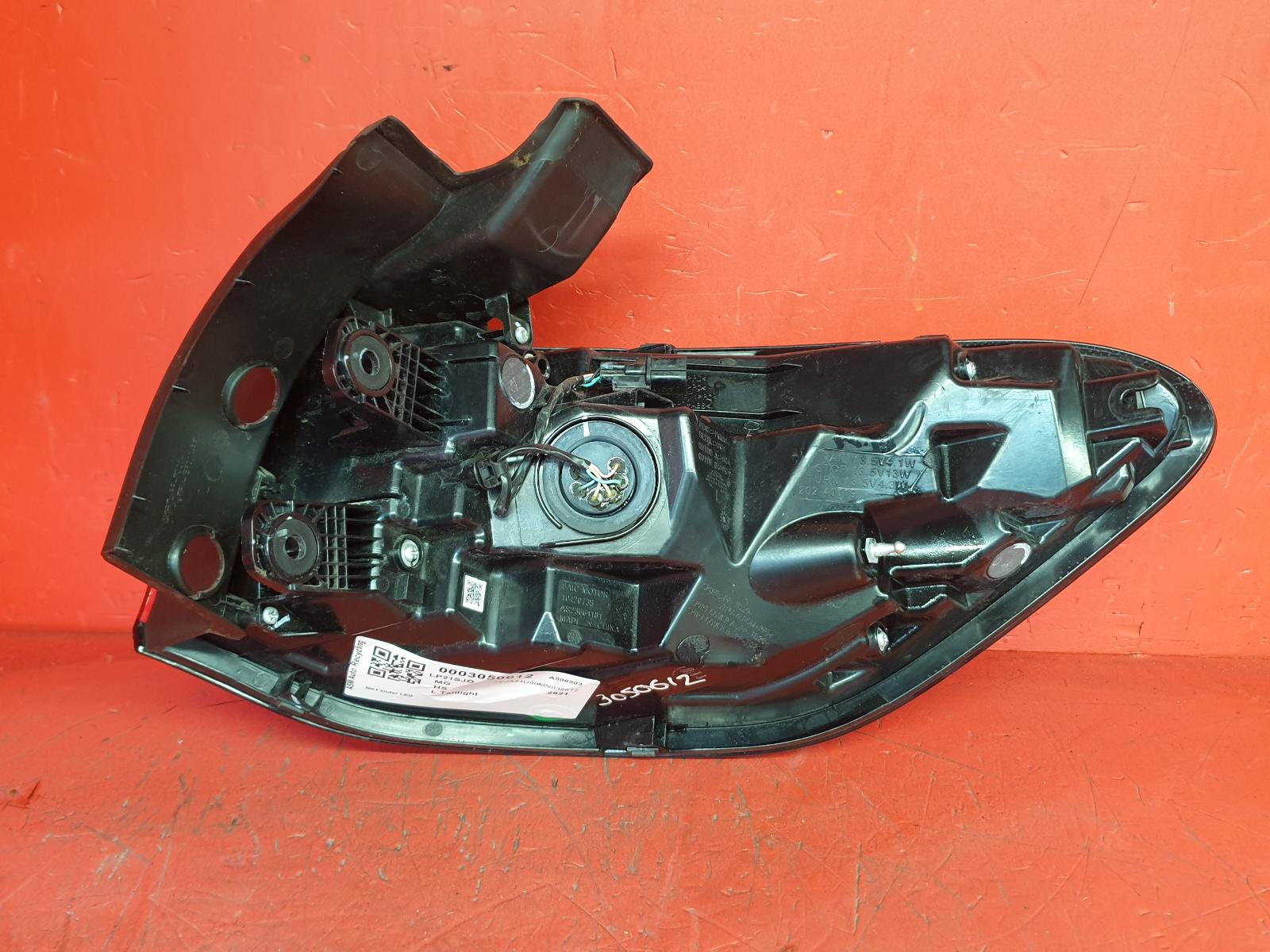 L Taillight Hs Mg 2021
