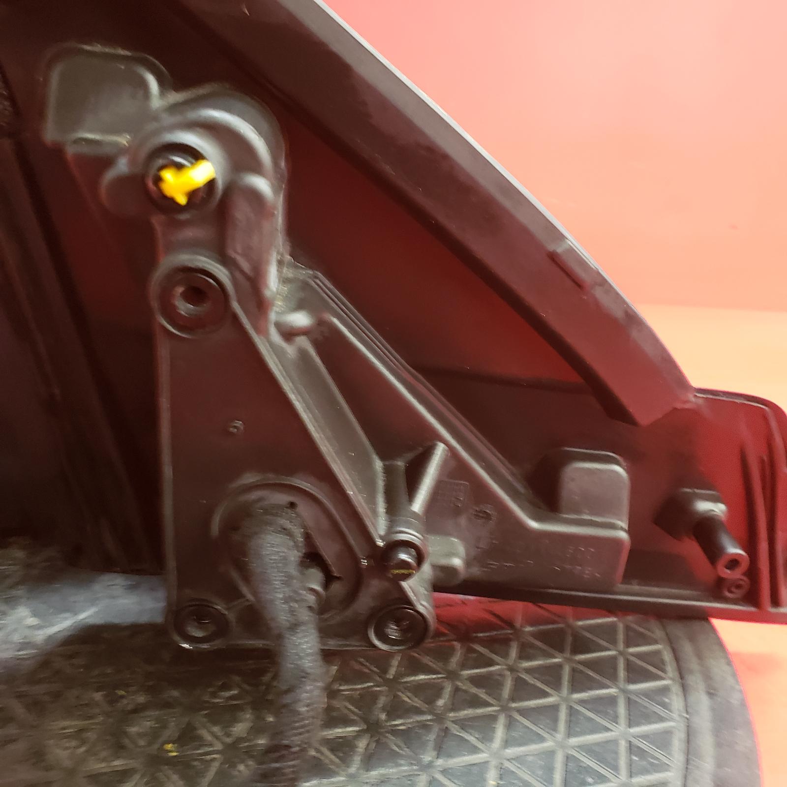L Door Mirror Discovery Sport Land Rover 2019 – ASM Auto Recycling Ltd
