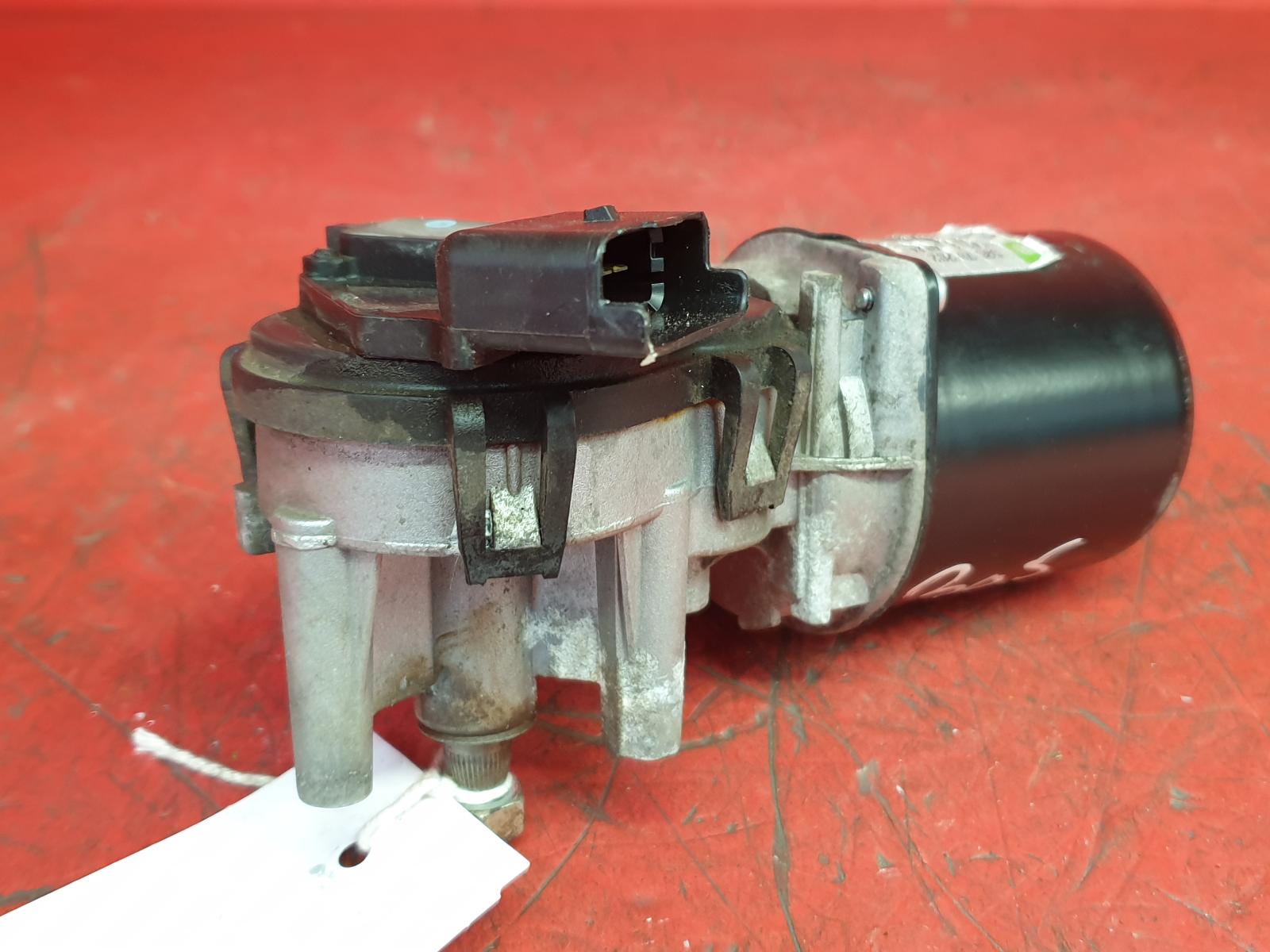 Wiper Motor Front Qashqai Nissan 2012