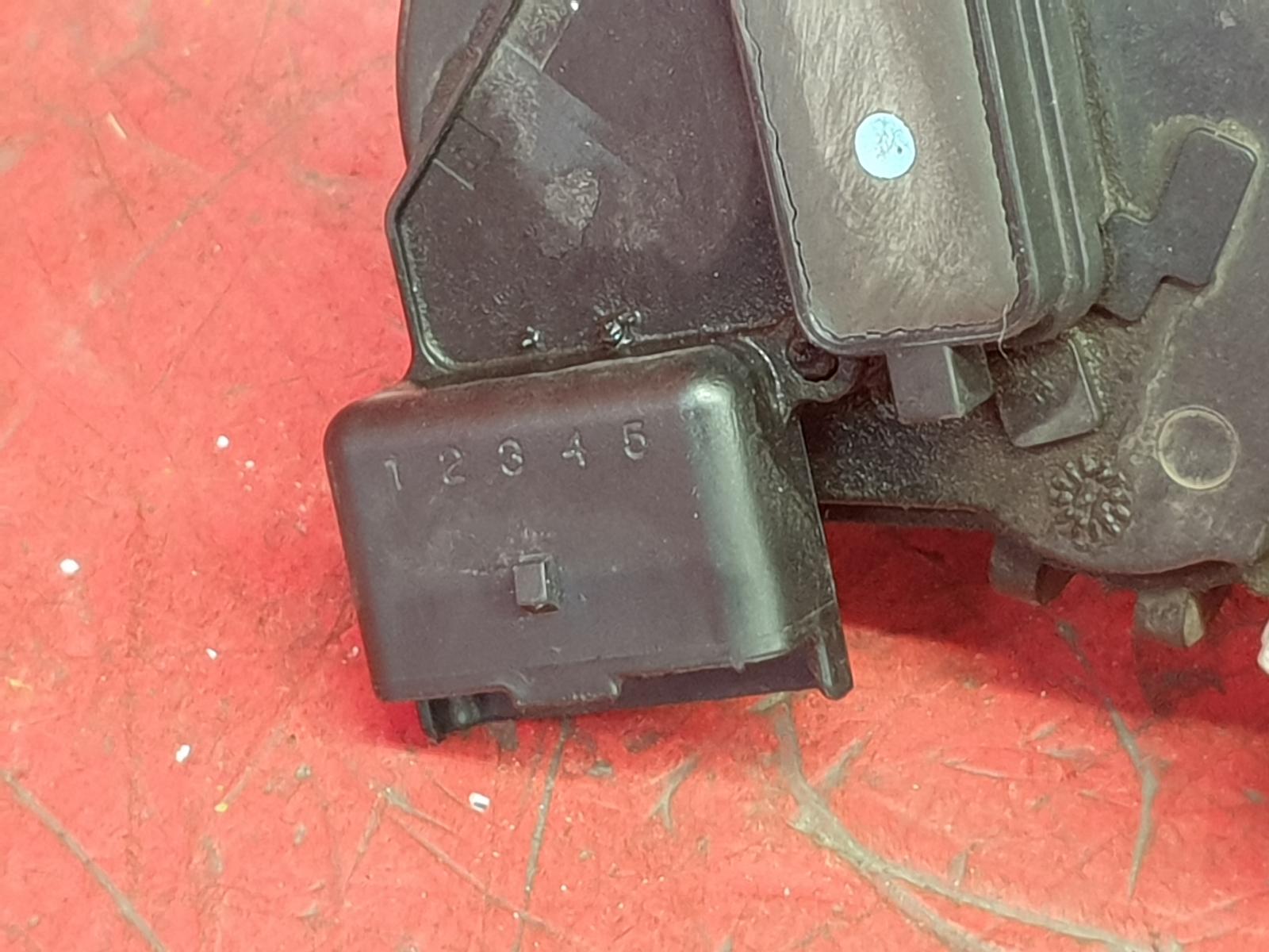 Wiper Motor Front Qashqai Nissan 2012