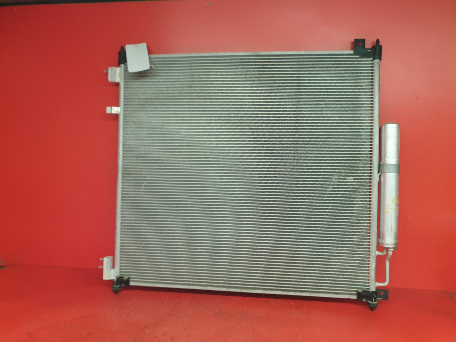View Auto part Condenser Land Rover Defender 2024