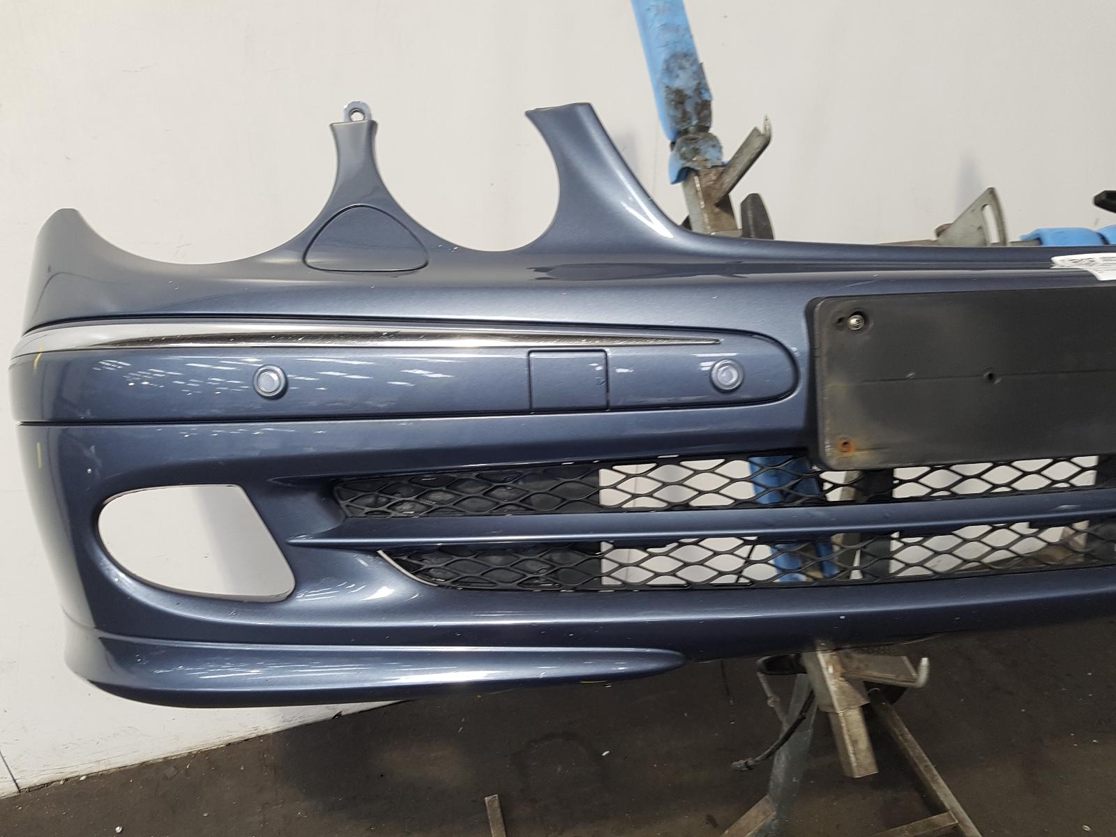 Front Bumper E Class Mercedes 2005 