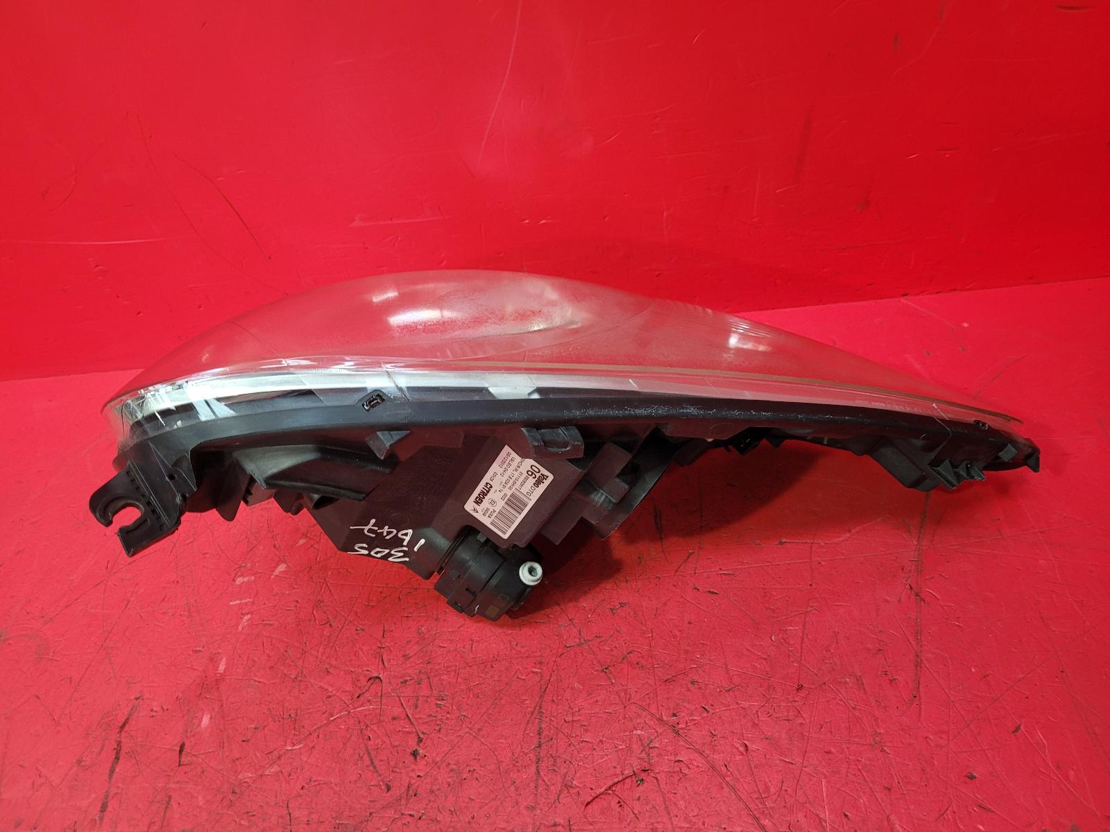 R Headlamp C1 Citroen 2013