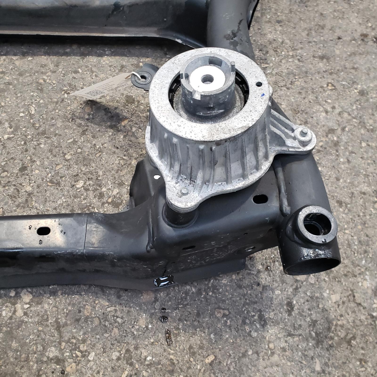Front Subframe C Class Mercedes 2017