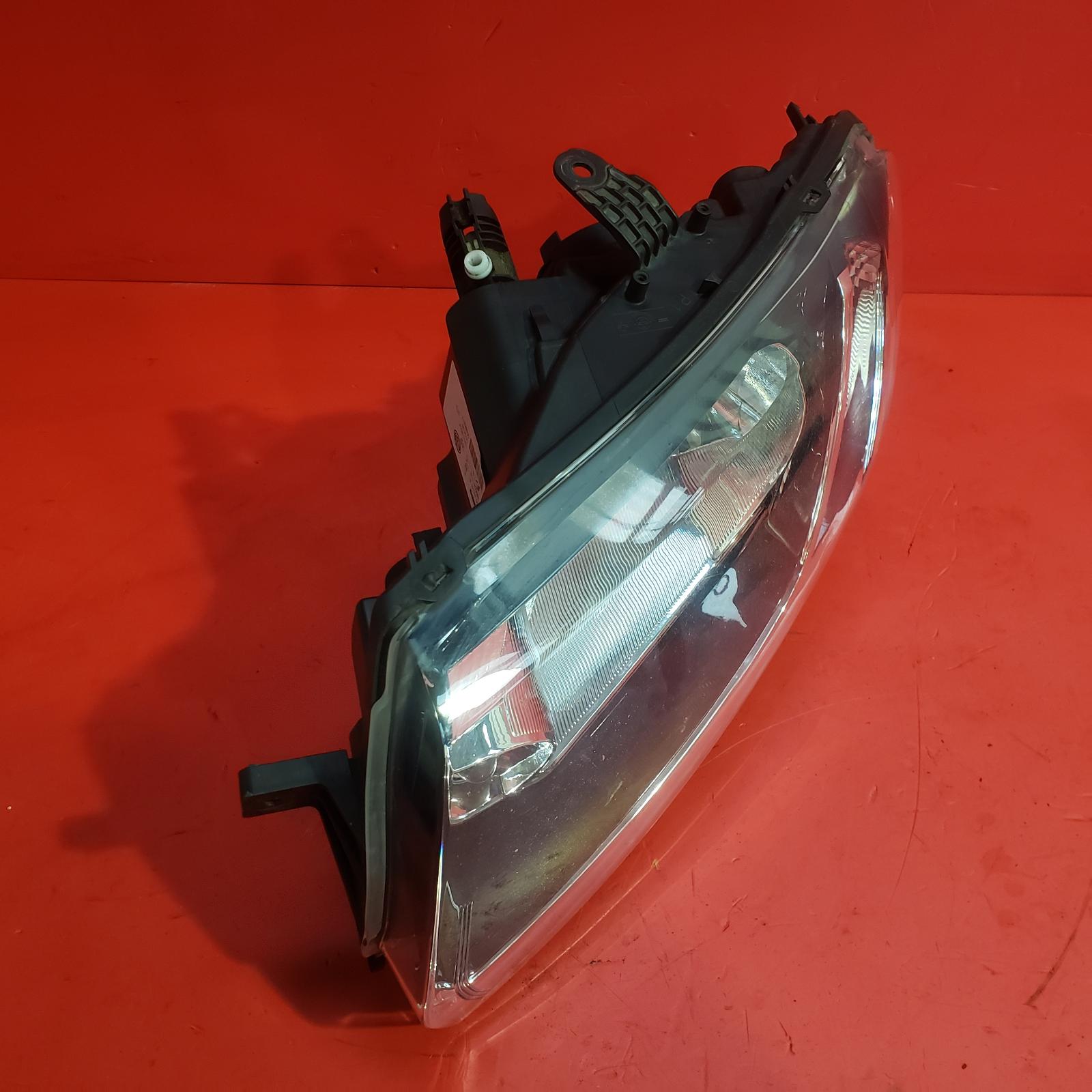 L Headlamp Sandero Dacia 2014 