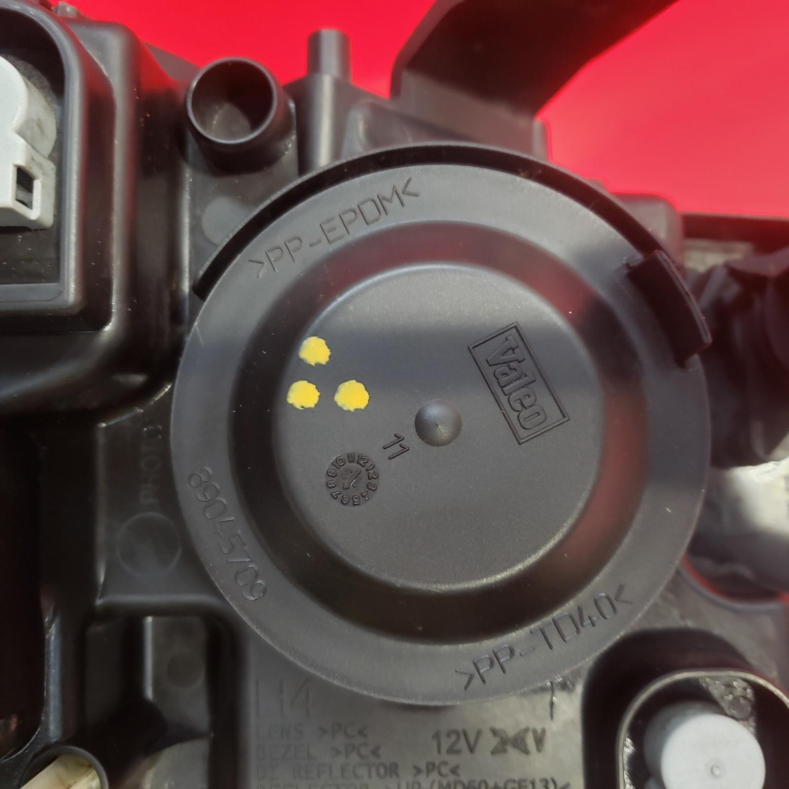 L Headlamp Sandero Dacia 2014 