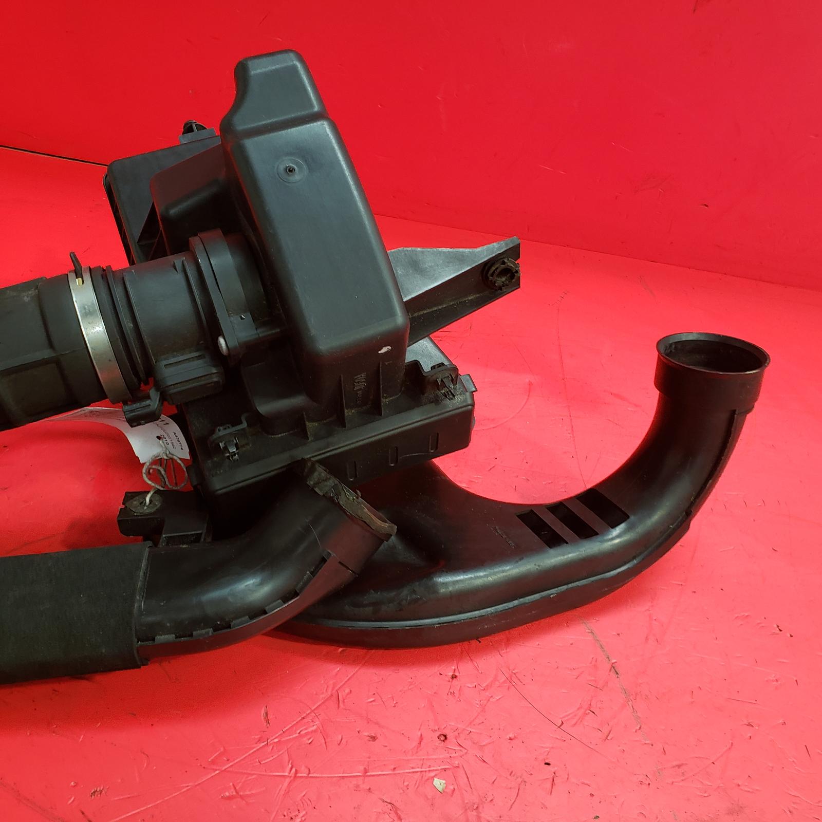 Air Cleaner/Box Qashqai Nissan 2010