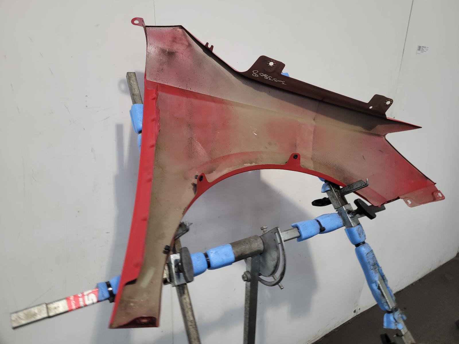 L Wing Fabia Skoda 2017 