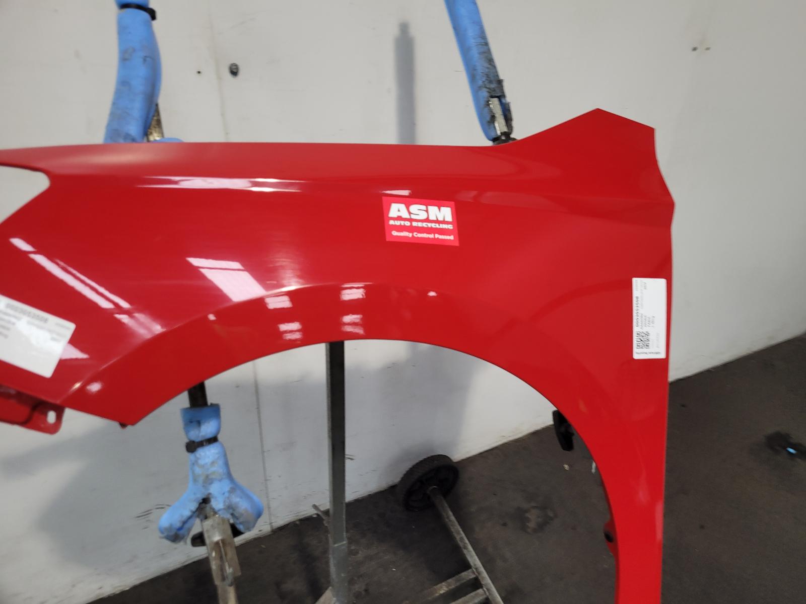 L Wing Fabia Skoda 2017