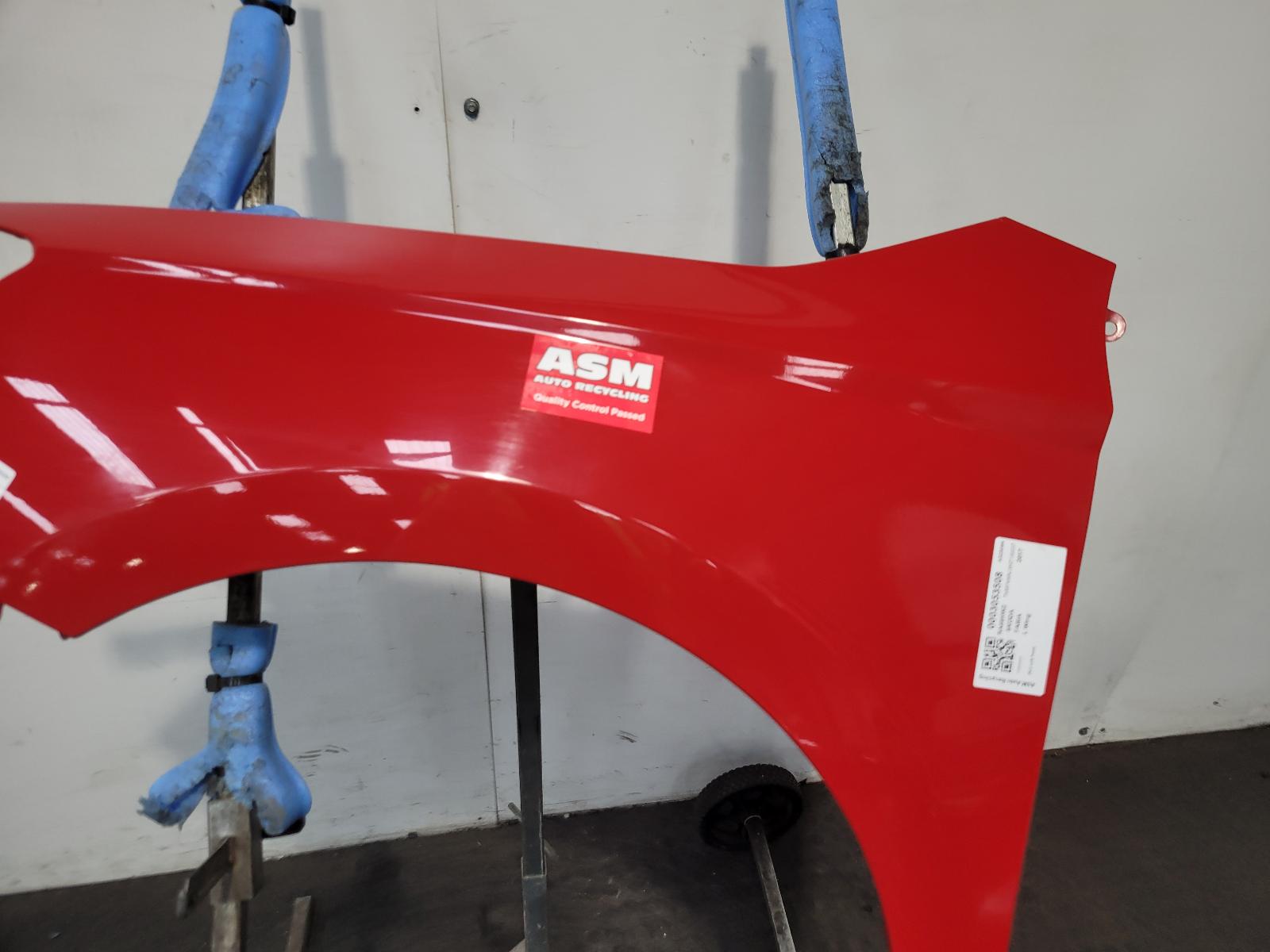 L Wing Fabia Skoda 2017 