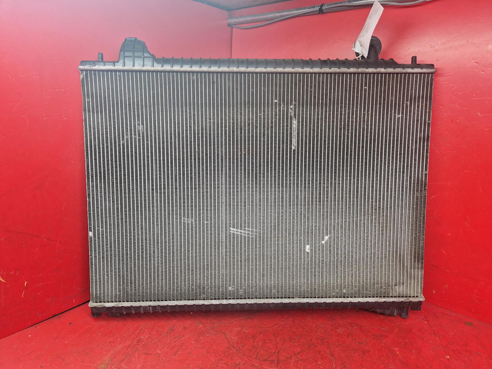 View Auto part Radiator Land Rover Range Rover Velar 2019