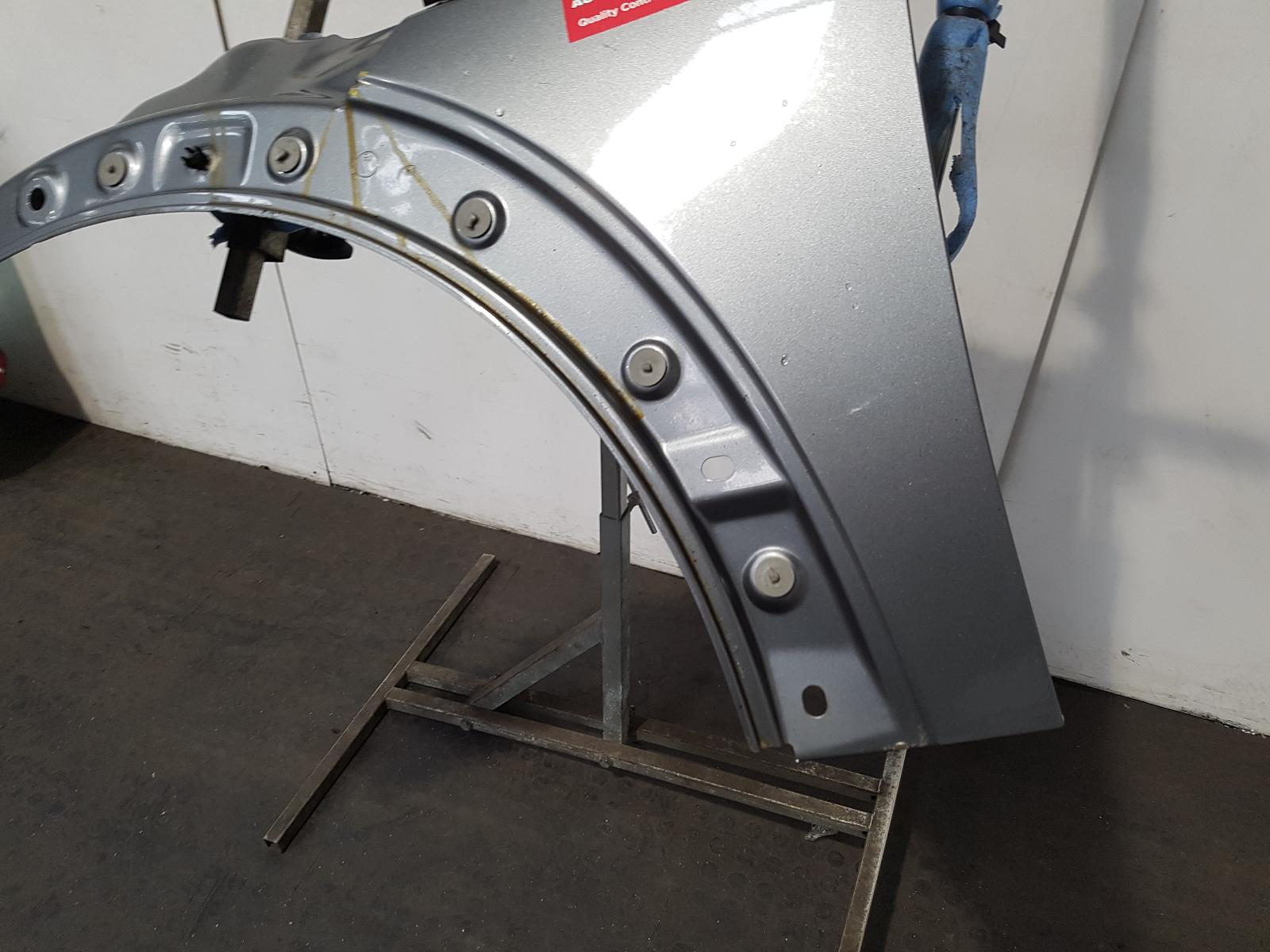 L Wing Mini Mini (bmw) 2007 