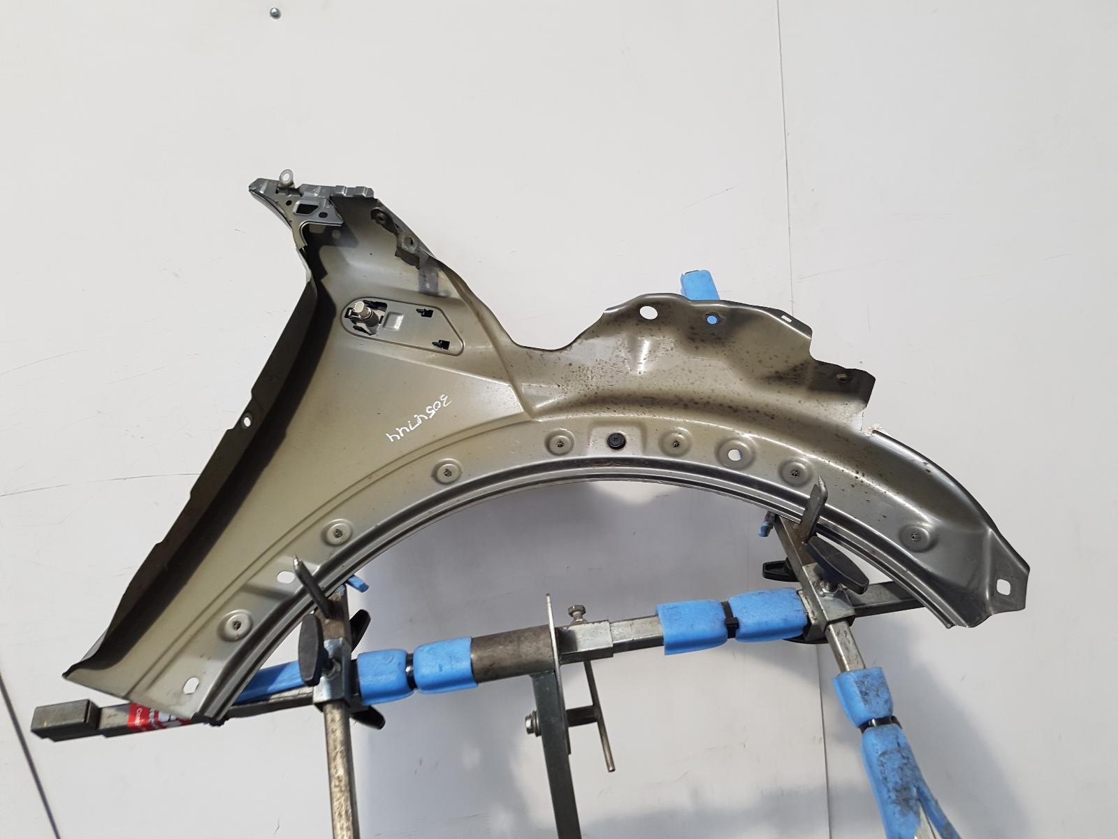 L Wing Mini Mini (bmw) 2007