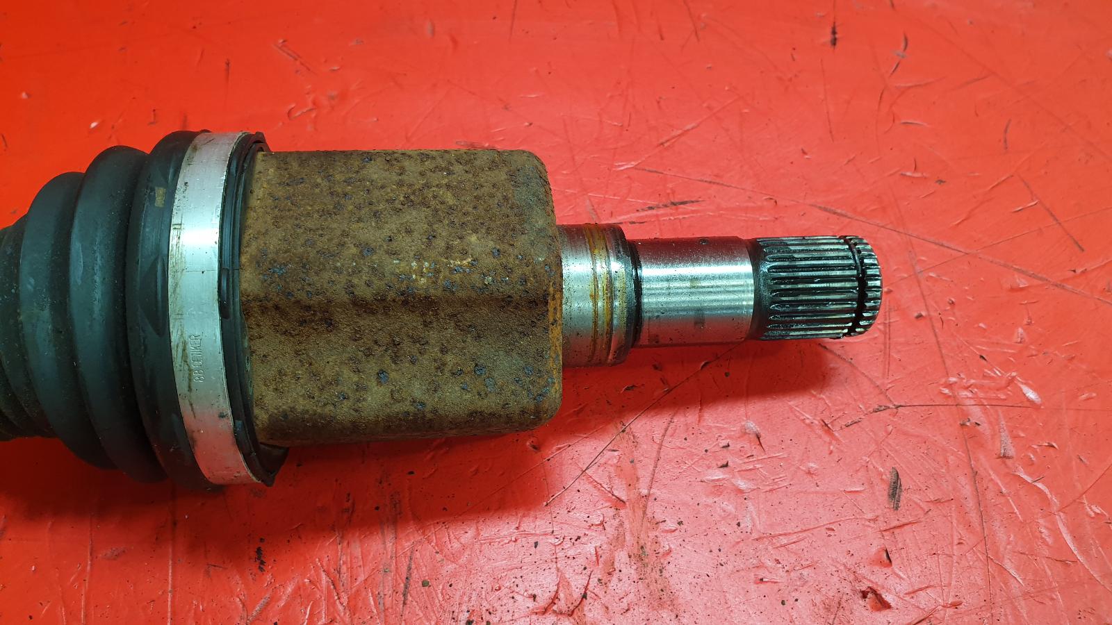 Left Driveshaft Range Rover Velar Land Rover 2020
