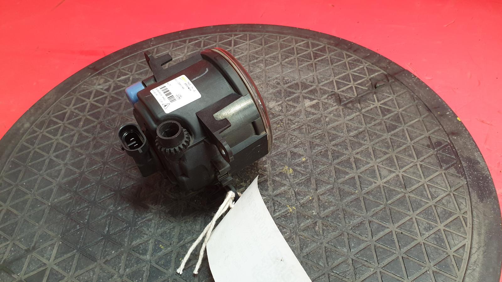 Fog Lamp Fiesta Ford 2010