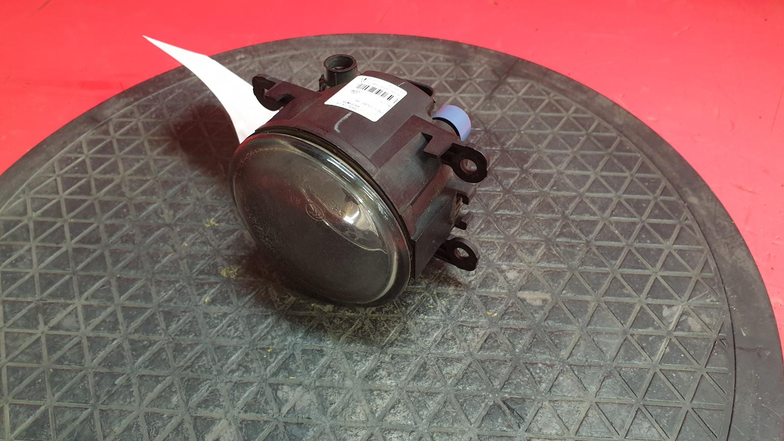 Fog Lamp Fiesta Ford 2010