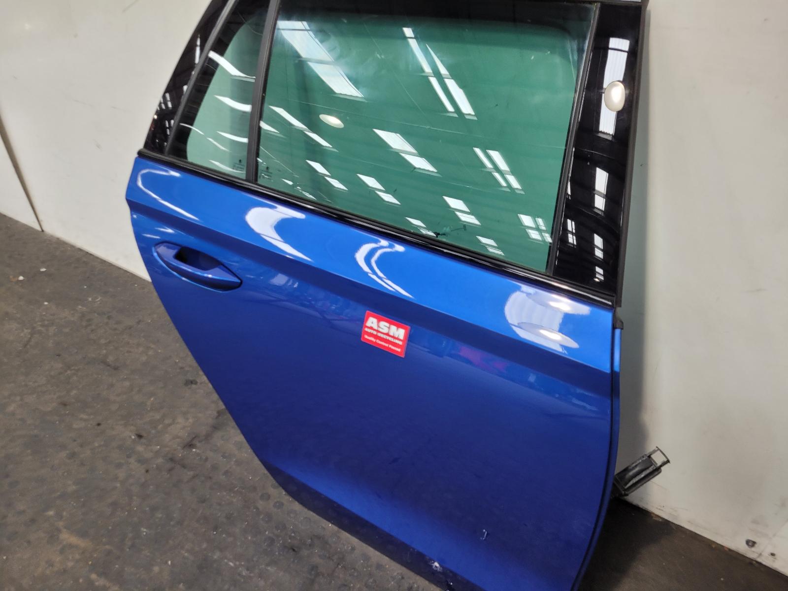 R Rear Door Octavia Skoda 2021