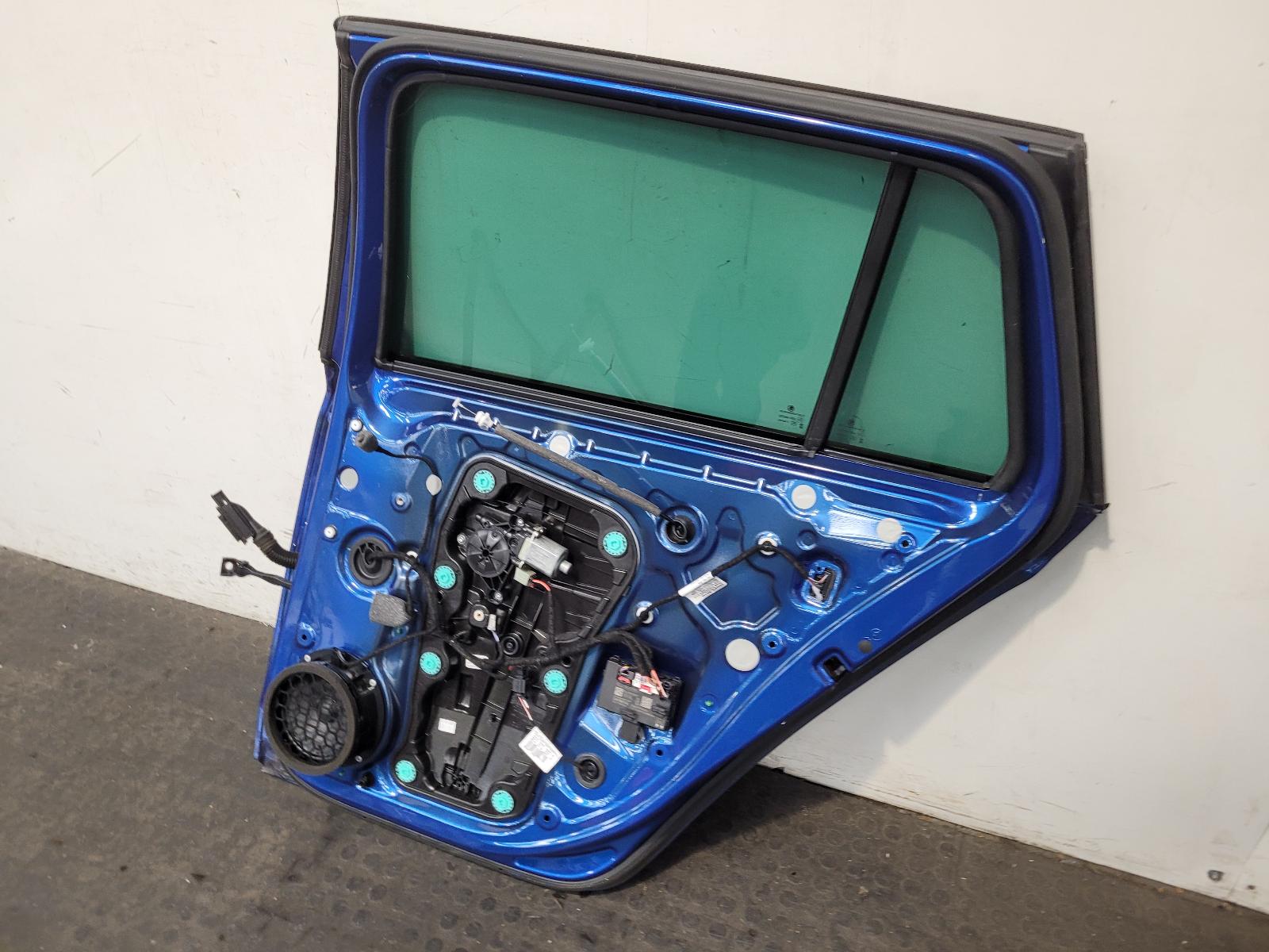 R Rear Door Octavia Skoda 2021