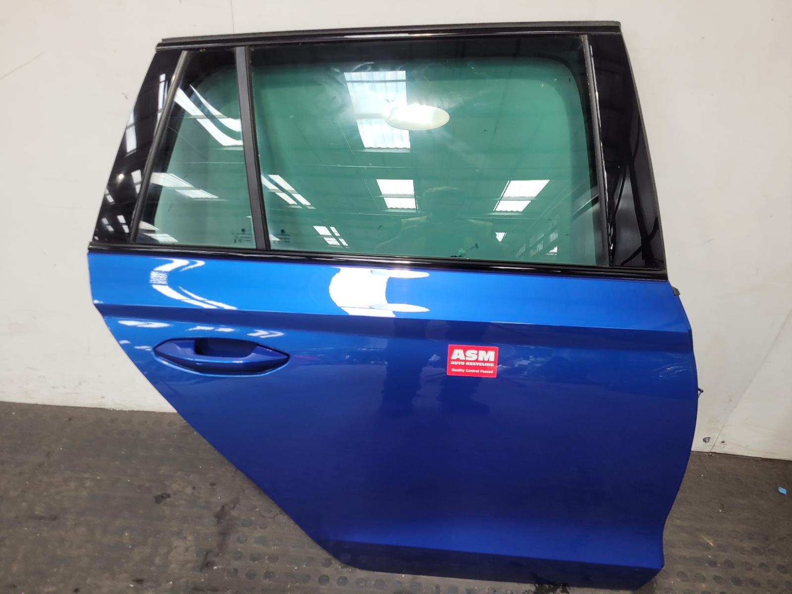 R Rear Door Octavia Skoda 2021