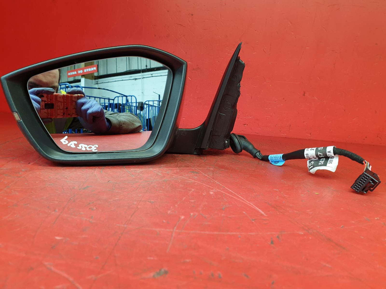 L Door Mirror Octavia Skoda 2021