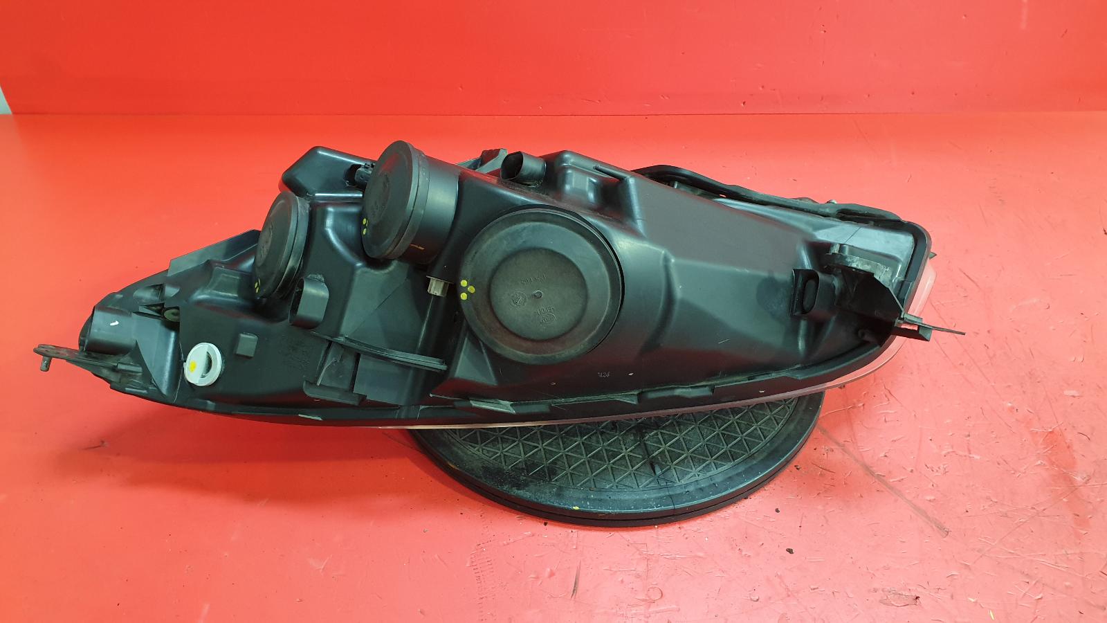 R Headlamp C4 Picasso Citroen 2013 