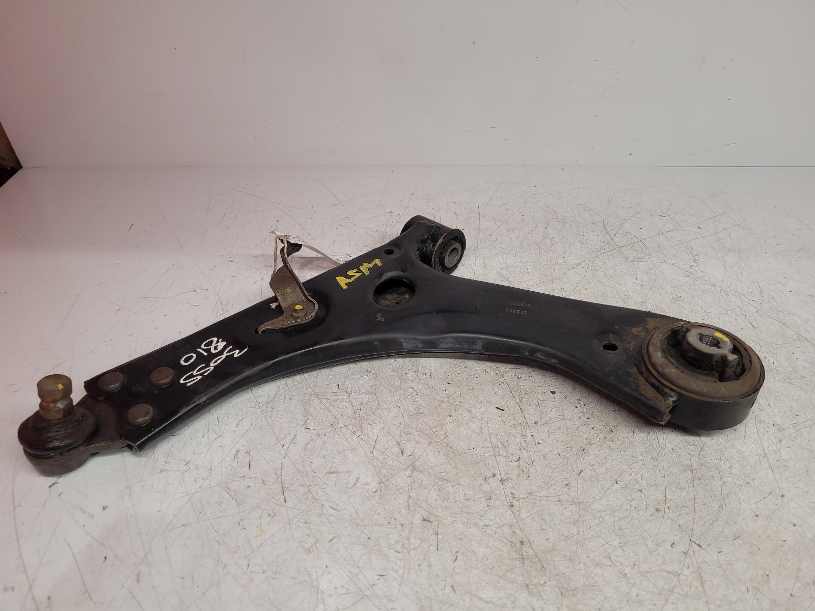 View Auto part LF Lower Control Arm Ford Focus 2020