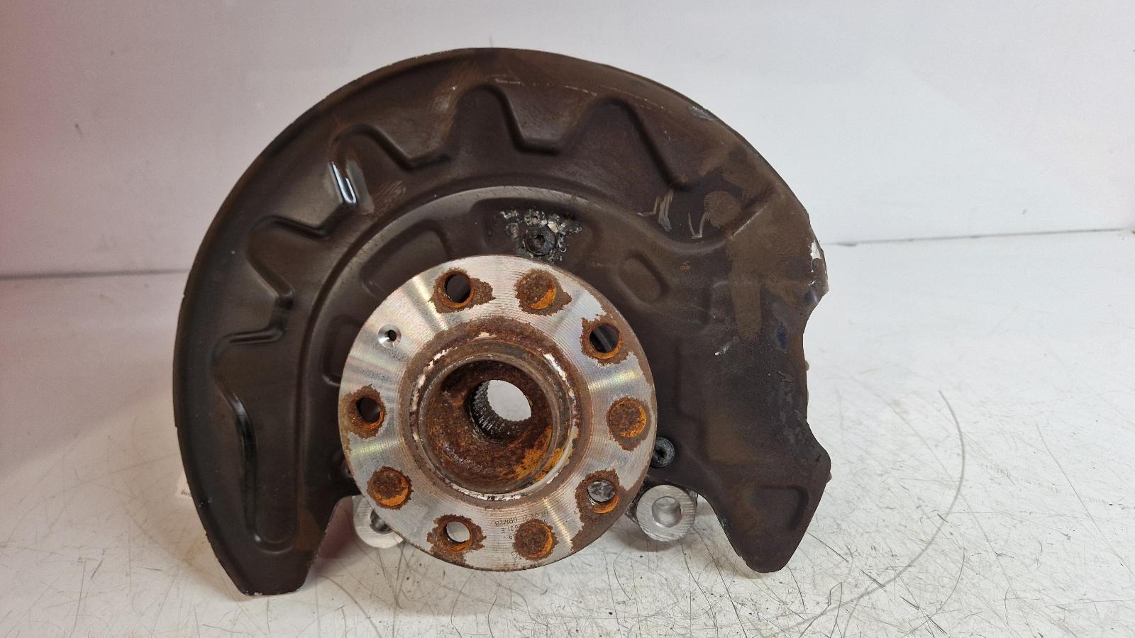 View Auto part LF Hub/Stub Axle Assembly Volkswagen Tiguan 2021