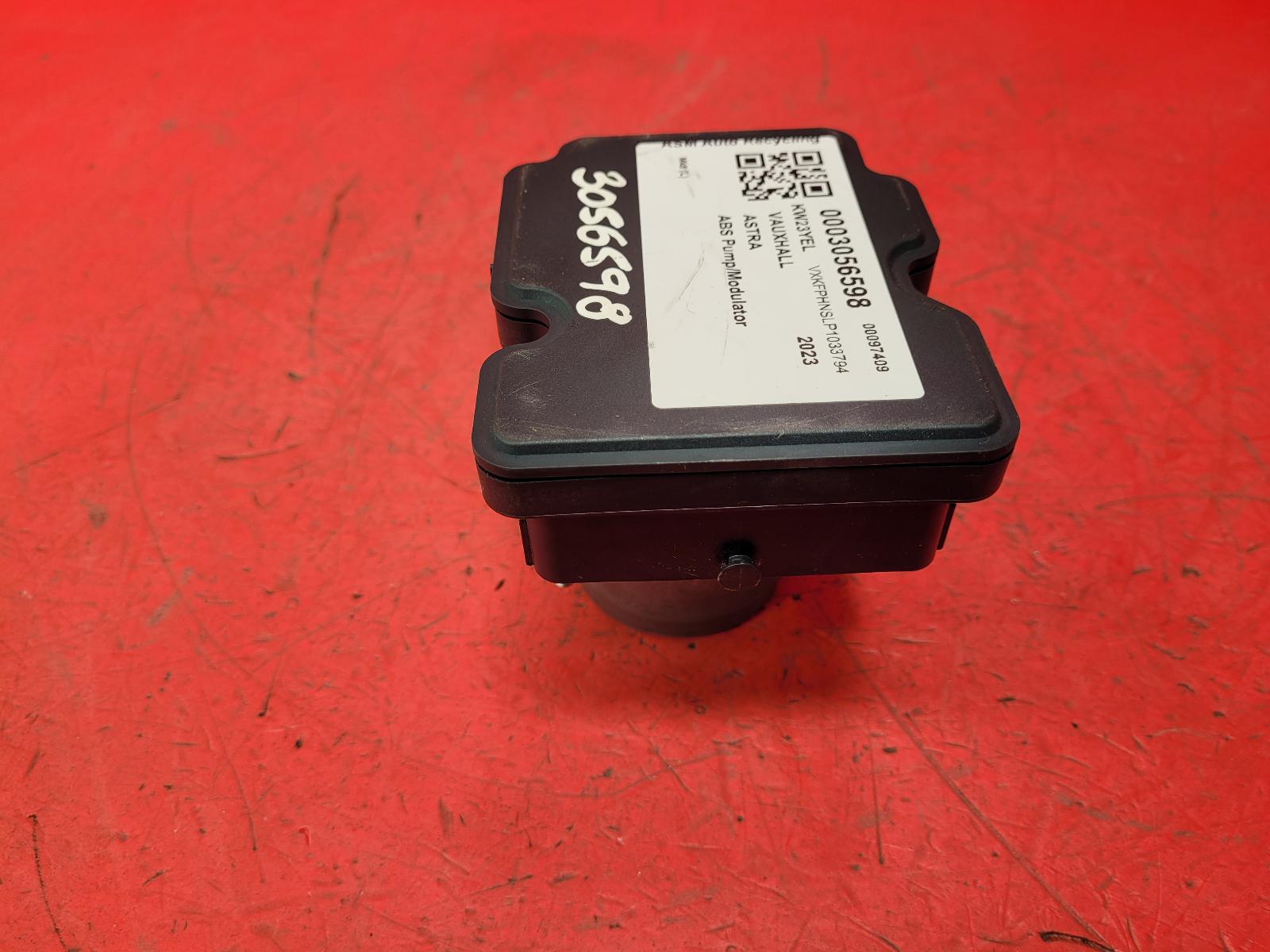 View Auto part ABS Pump/Modulator Vauxhall Astra 2023