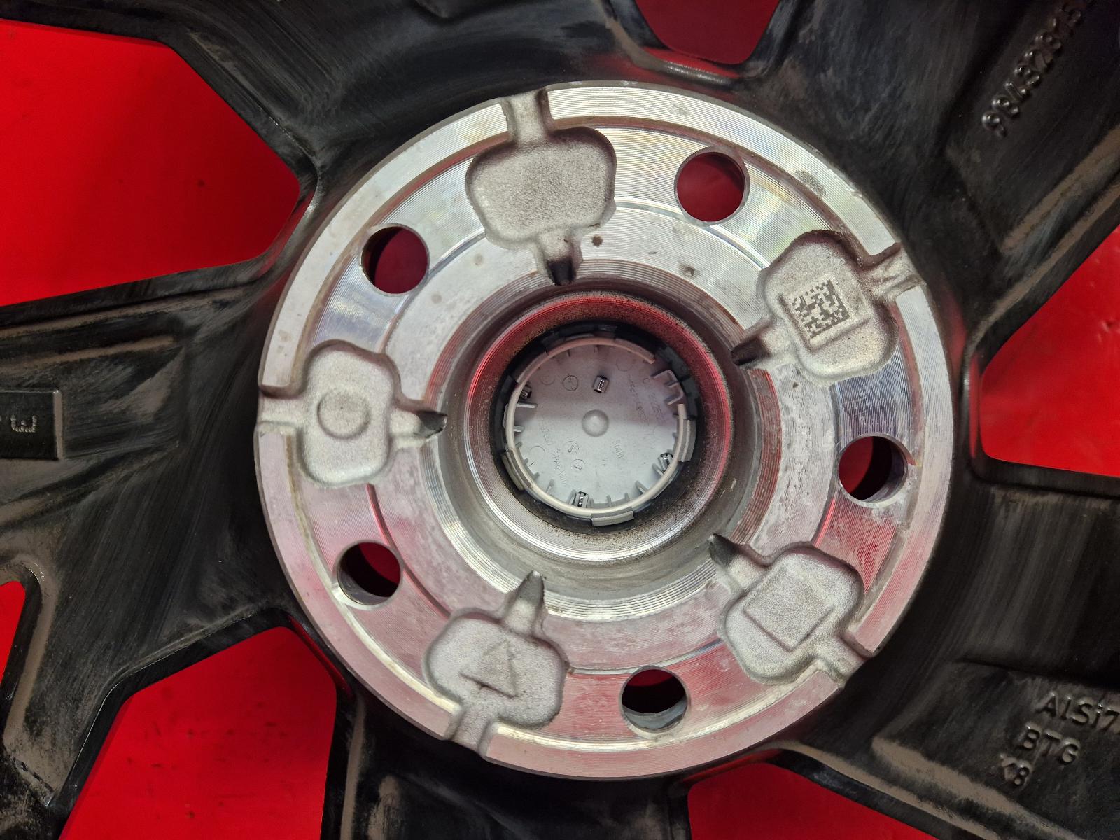 View Auto part Wheel Vauxhall Astra 2023