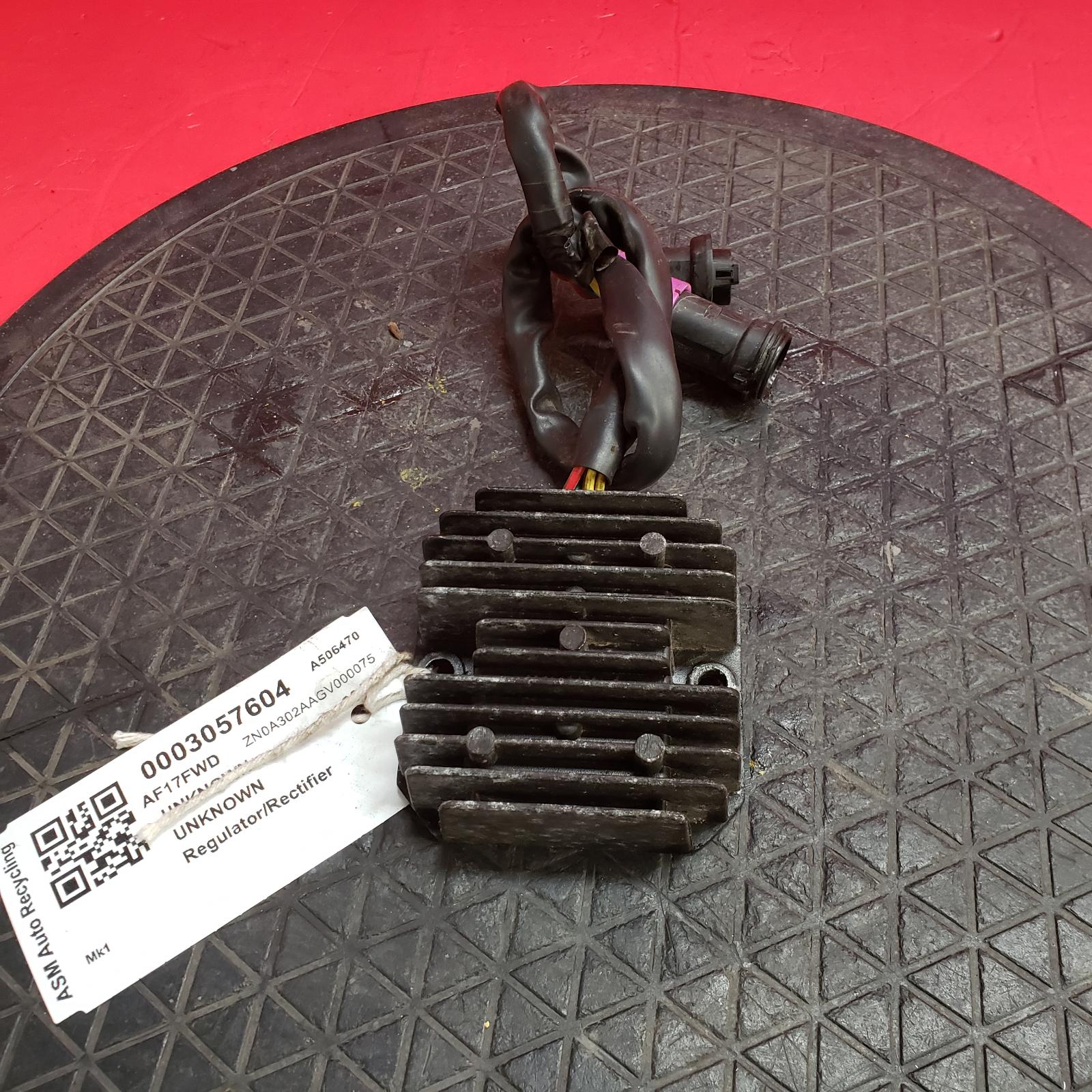 View Auto part Regulator/Rectifier Swm Gran Turismo 2017
