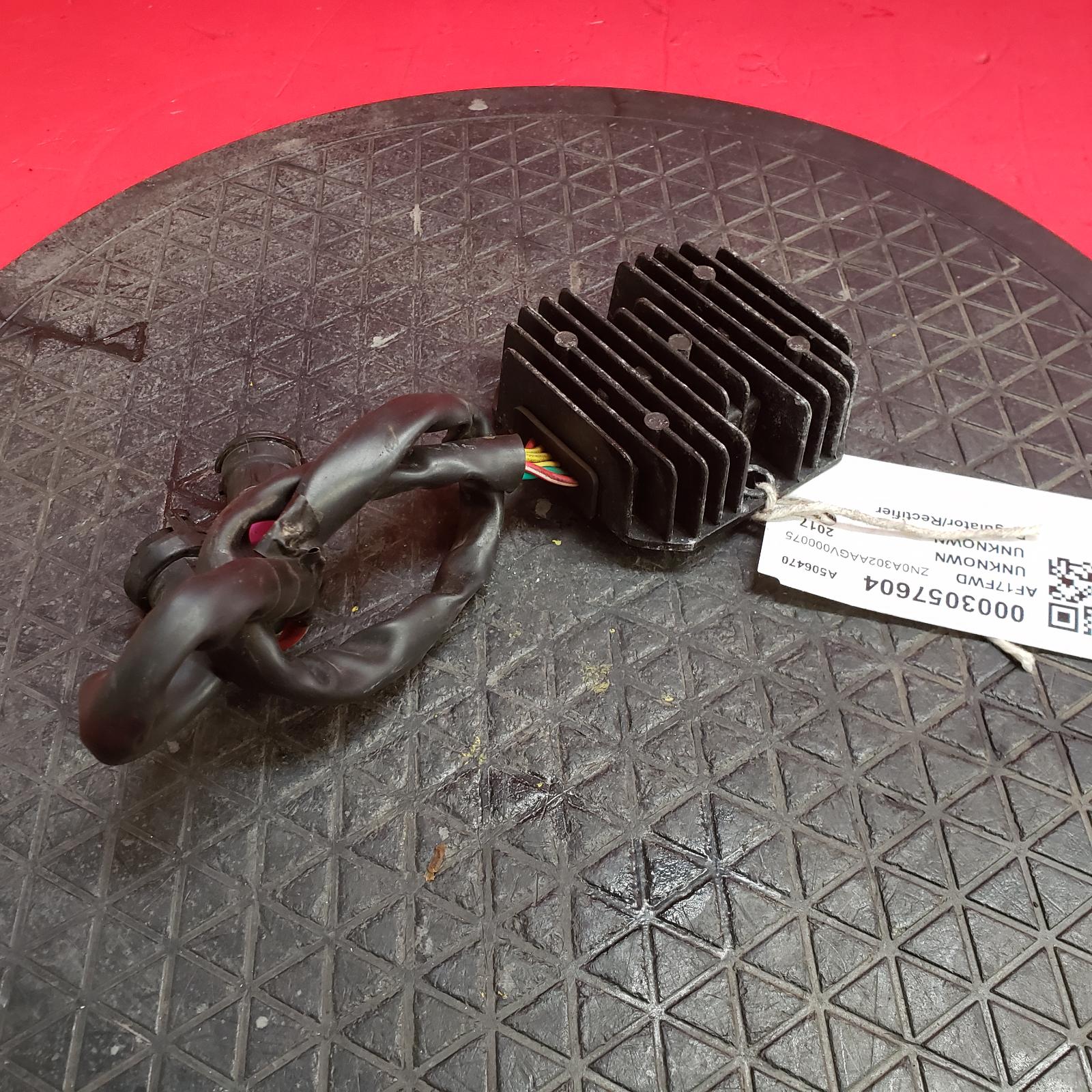 View Auto part Regulator/Rectifier Swm Gran Turismo 2017