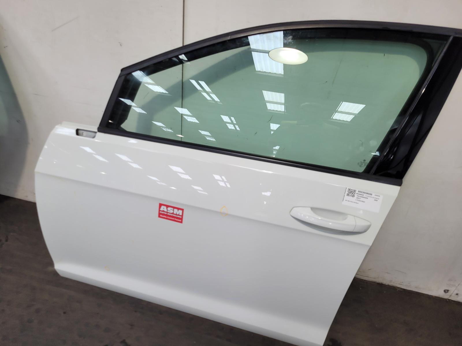 L Front Door Golf Volkswagen 2020 