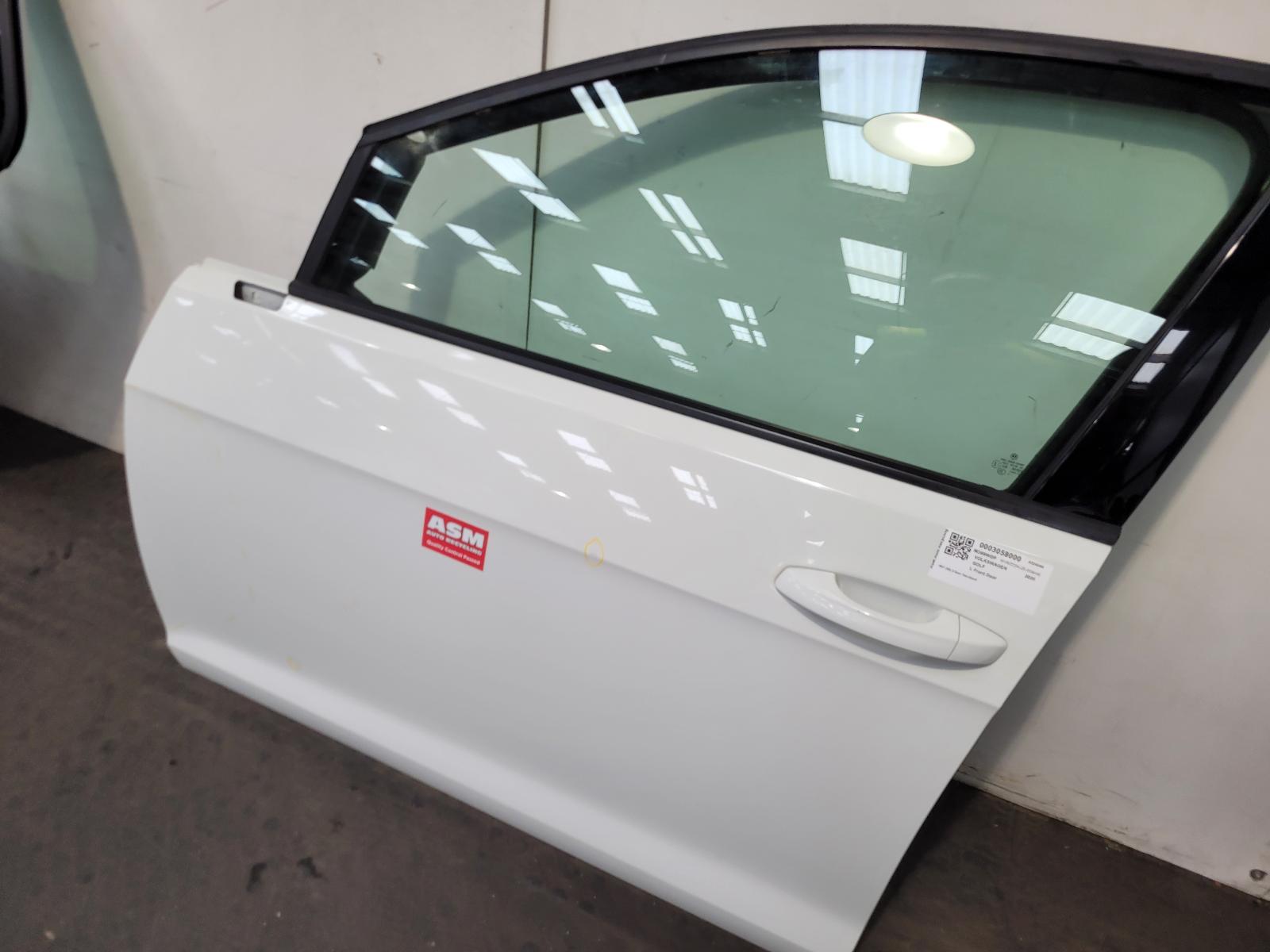 L Front Door Golf Volkswagen 2020
