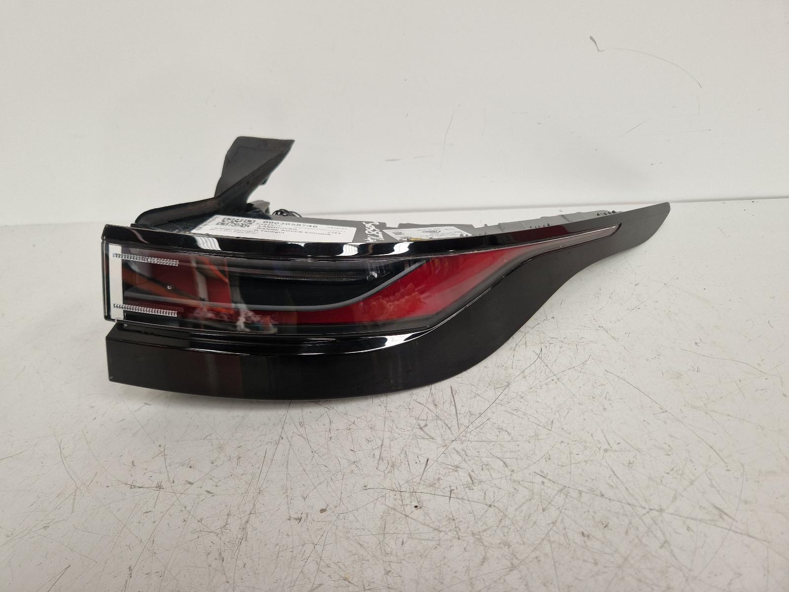 View Auto part R Taillight Land Rover Range Rover Evoque 2024