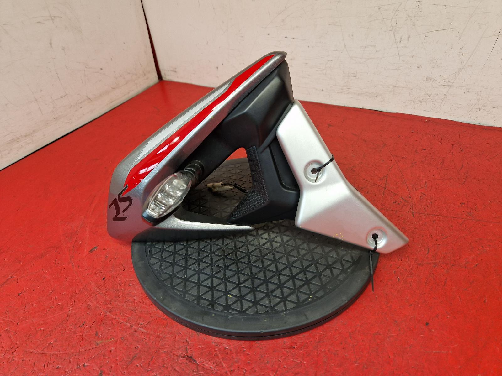 FRONT AIR GUIDE Street Triple 765 Triumph 2021