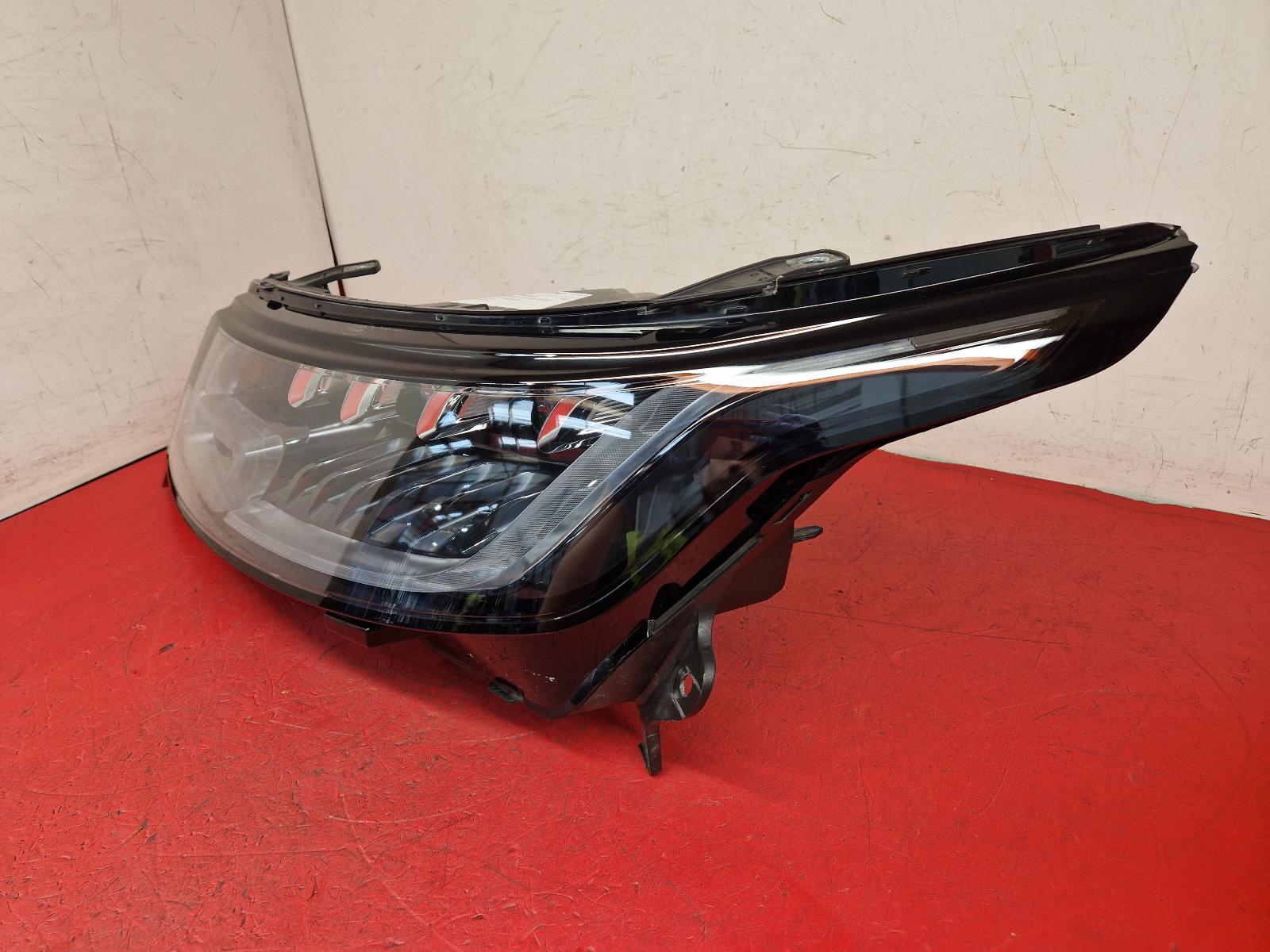 L Headlamp Range Rover Sport Land Rover 2021