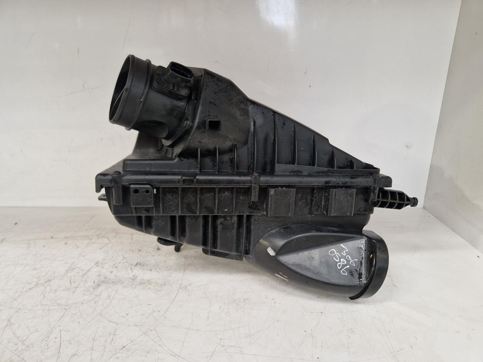 View Auto part Air Cleaner/Box Land Rover Range Rover Sport 2021