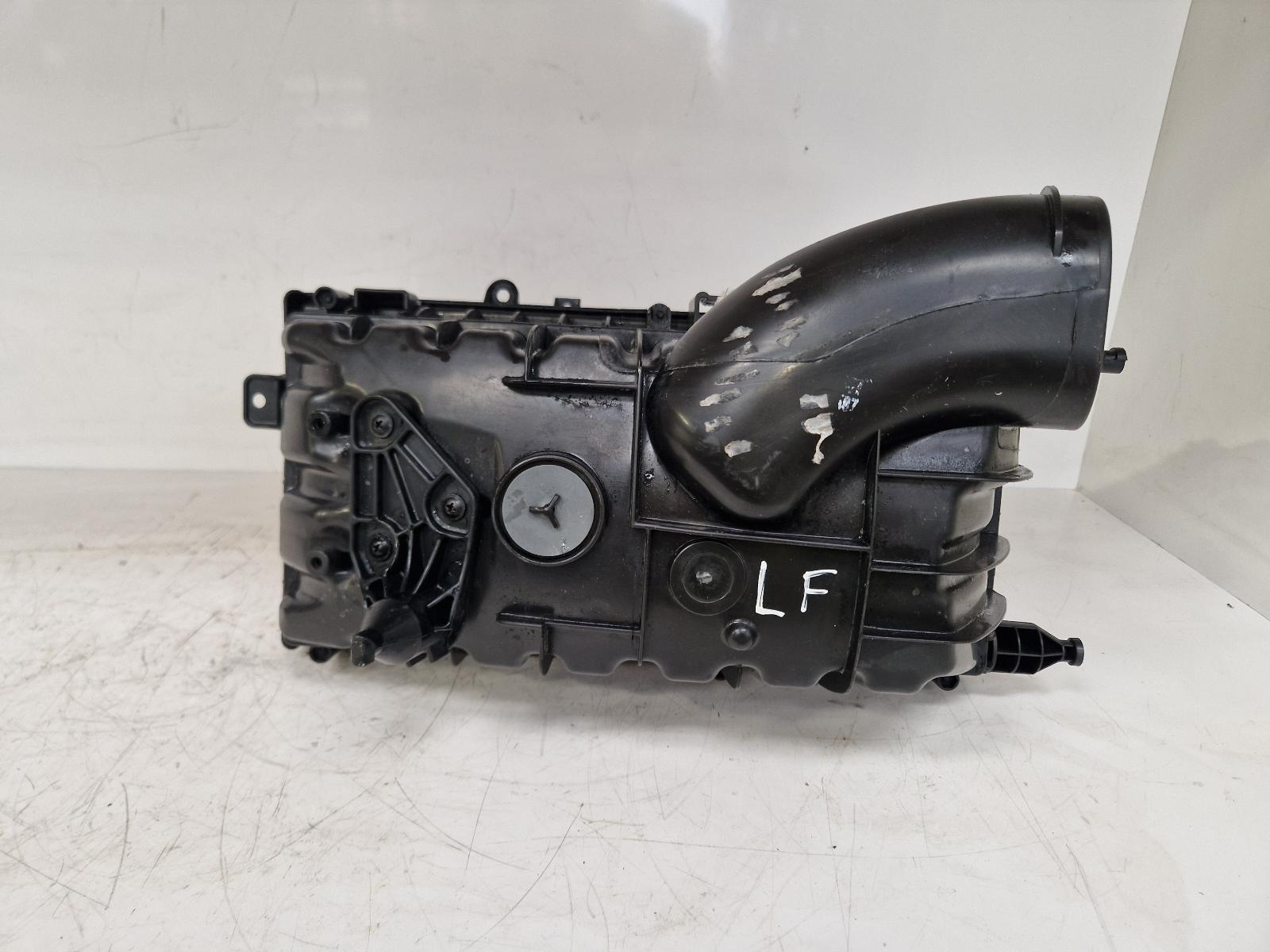 View Auto part Air Cleaner/Box Land Rover Range Rover Sport 2021